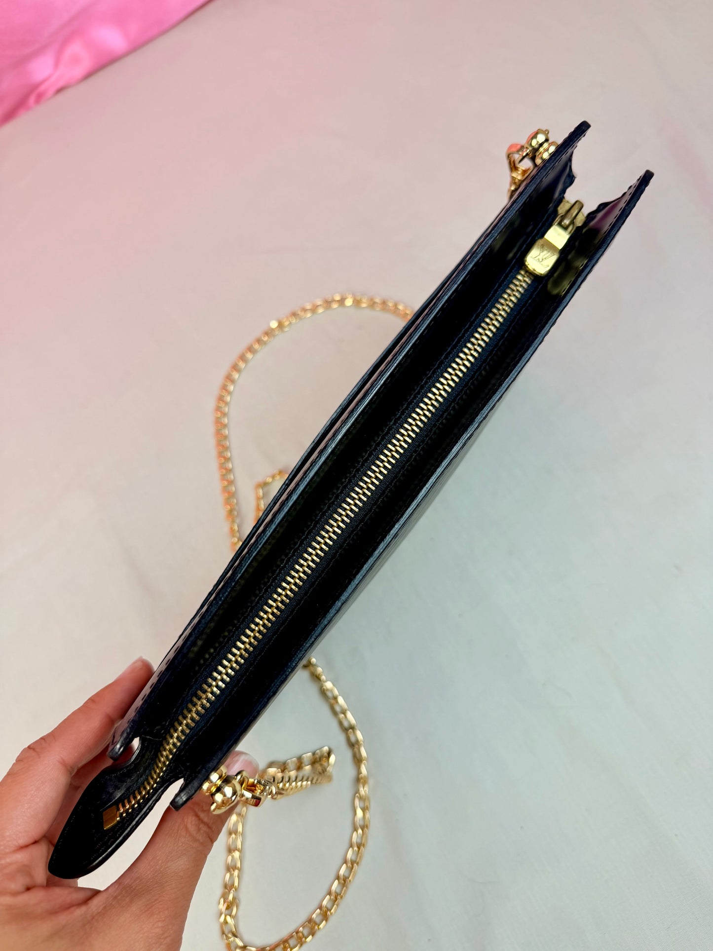 Black Epi Homme Clutch
