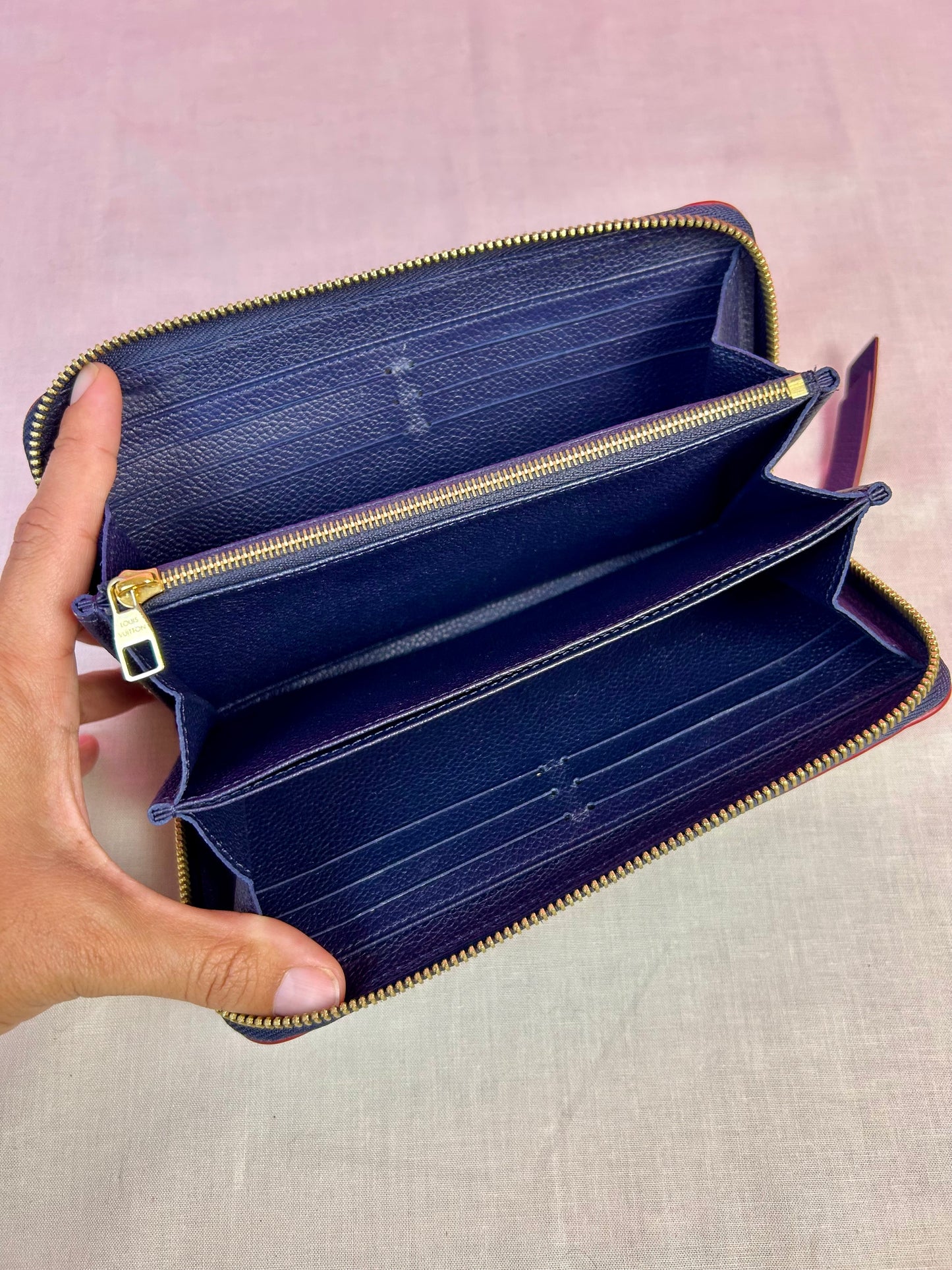 Navy Empreinte Zippy Wallet