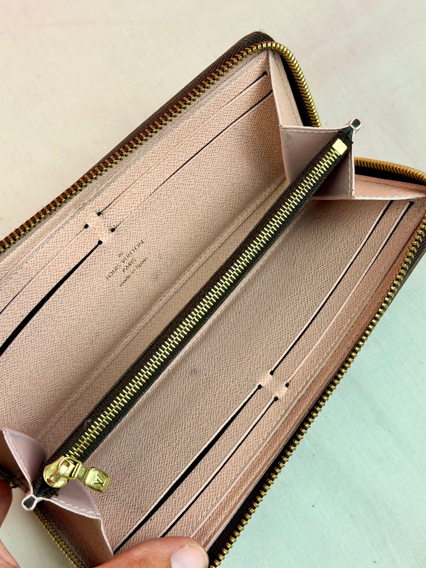 Louis Vuitton Clemence Wallet in Mono/Rose