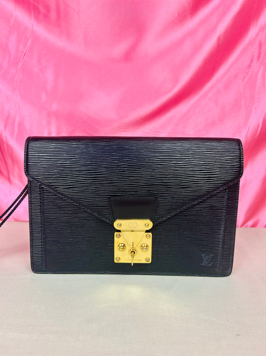 Dragonne Clutch in Black Epi