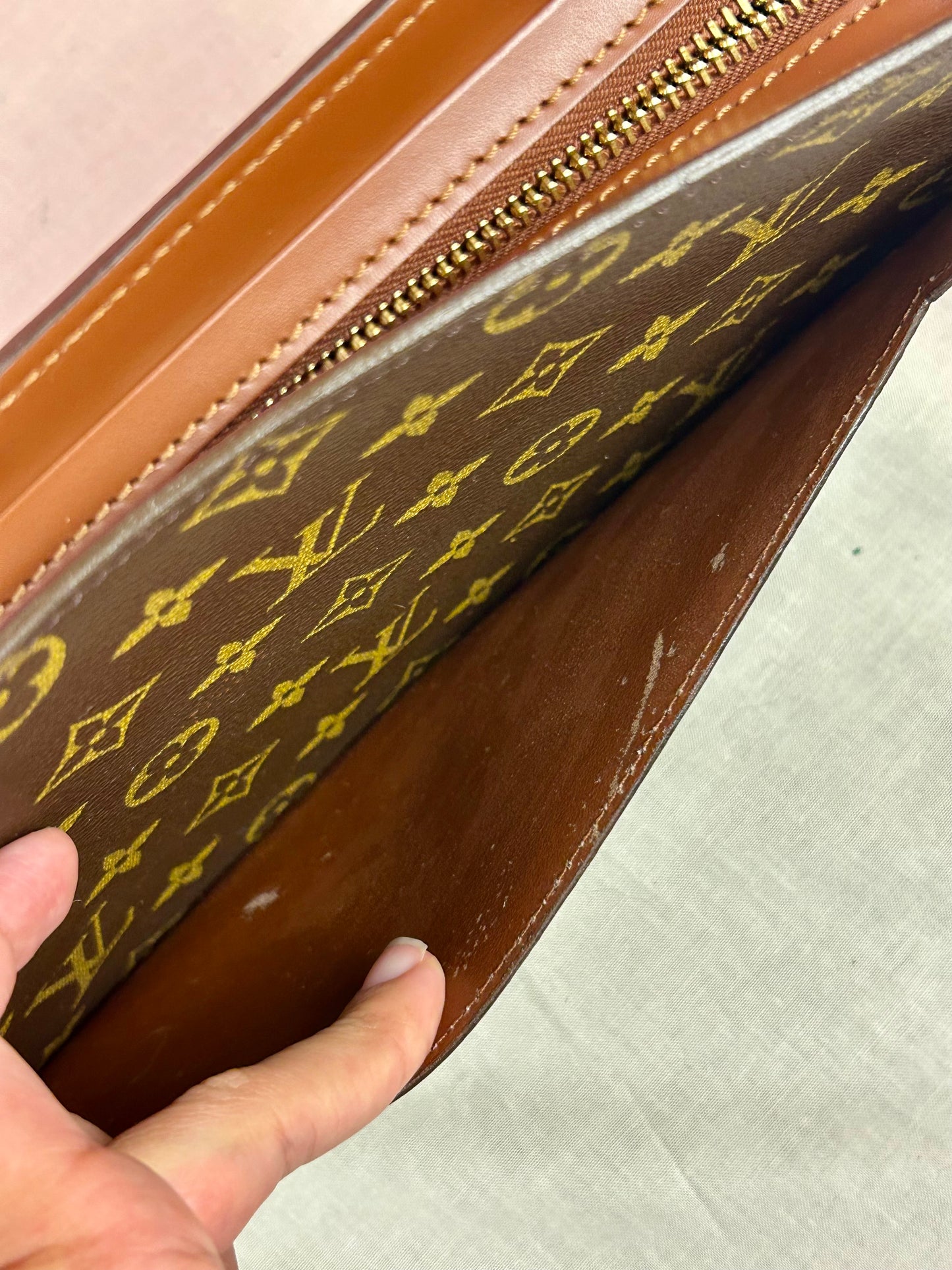 Homme Clutch/Shoulder Bag