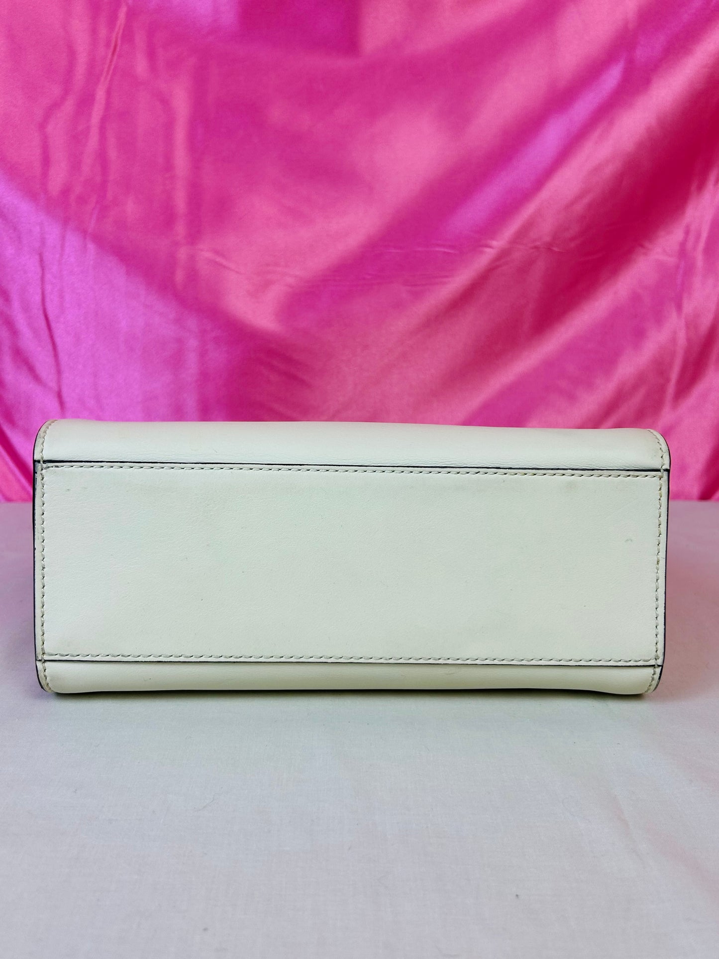 Small White Gucci Ribbon Tote