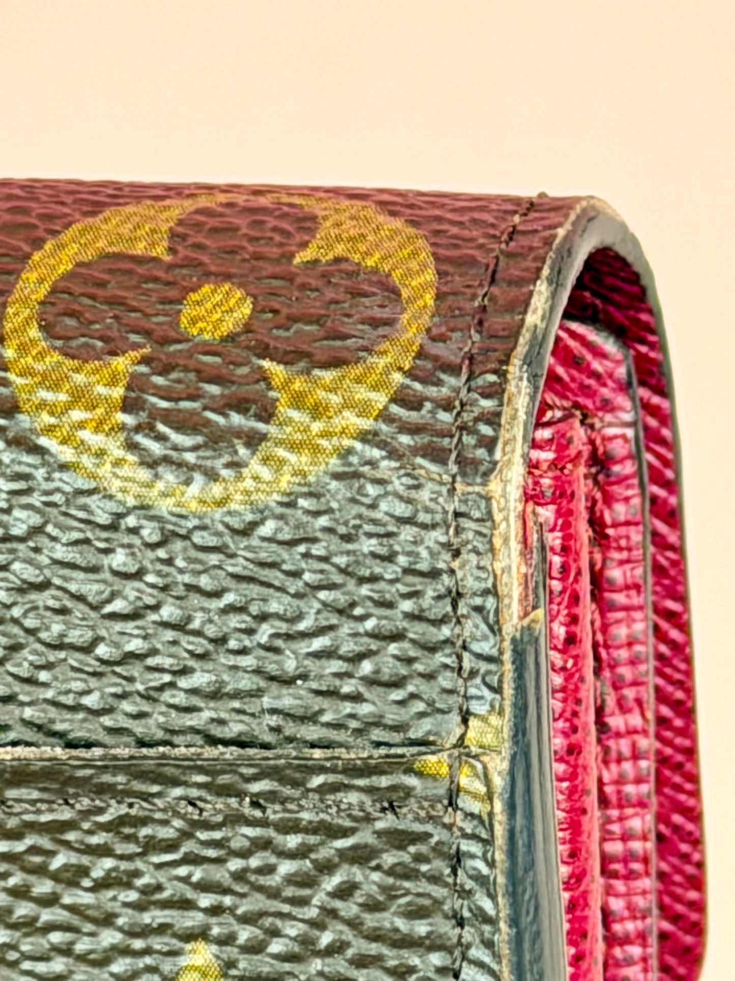 Sarah Wallet Mono/Berry