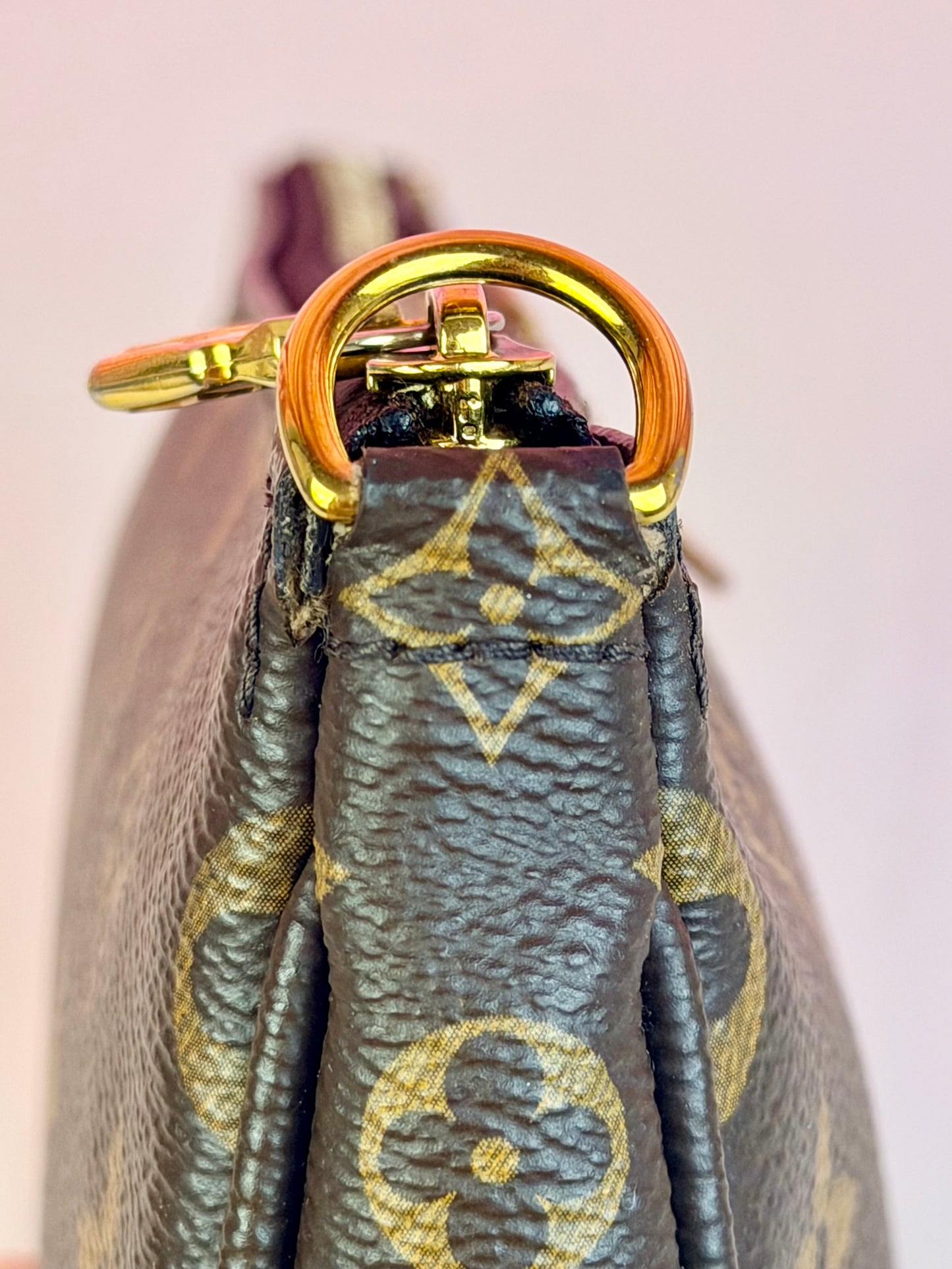 Large Pochette