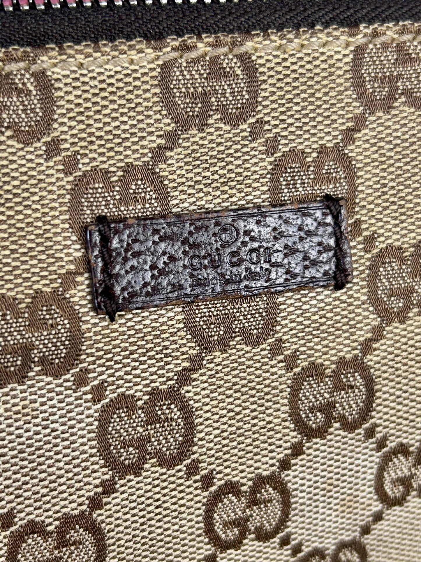 Gucci Supreme Crossbody (New Model)