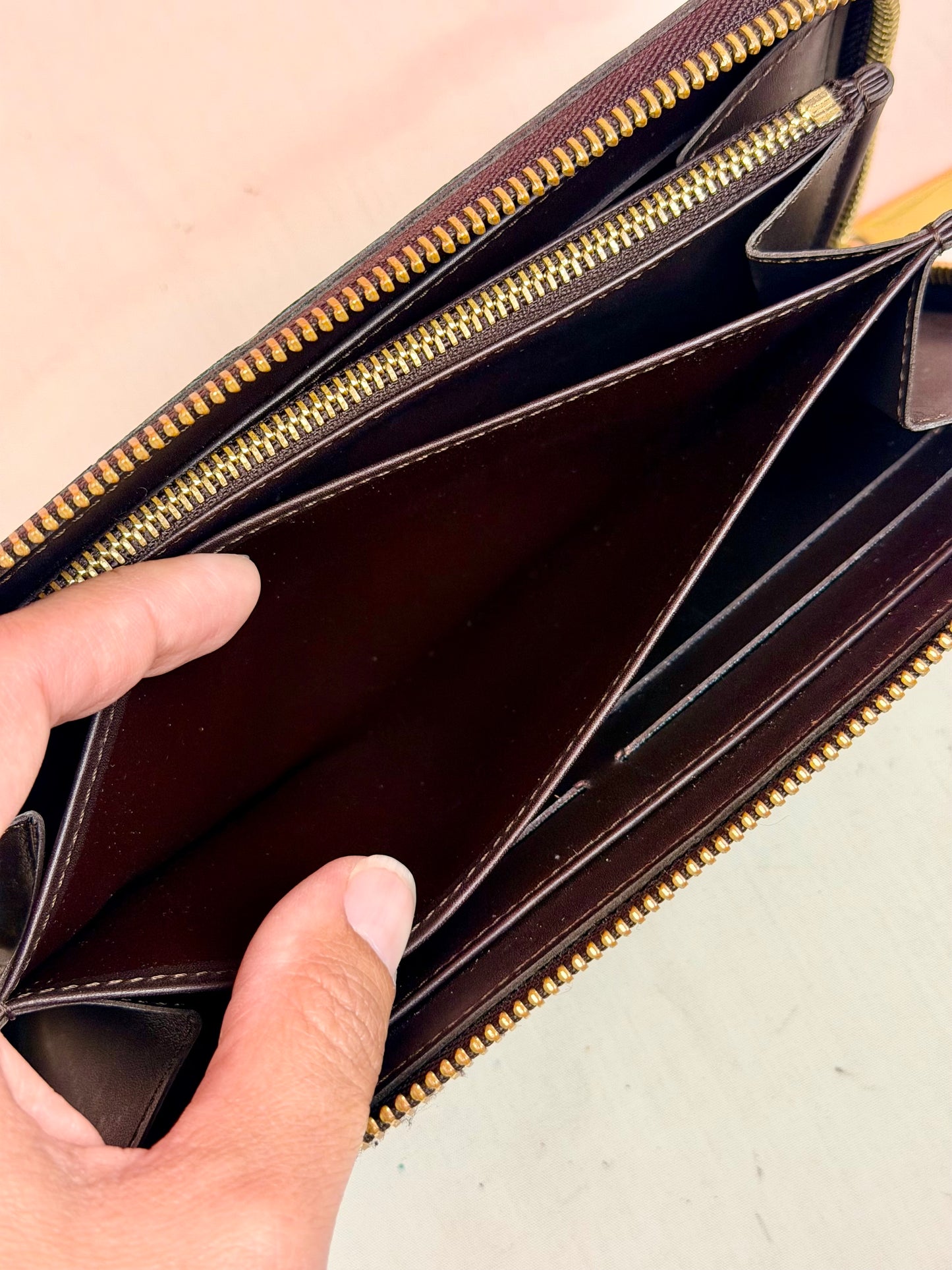 Amarathe Vernis Zippy Wallet