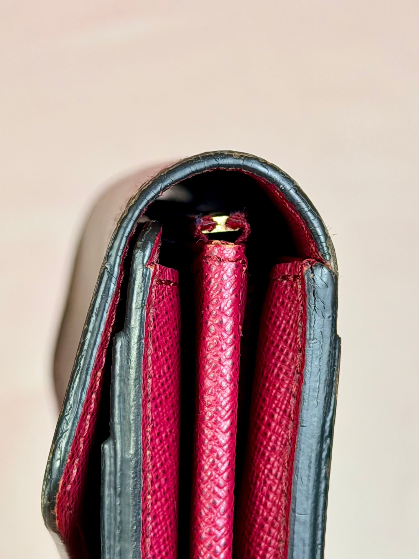 Sarah Wallet NM Monogram/Berry