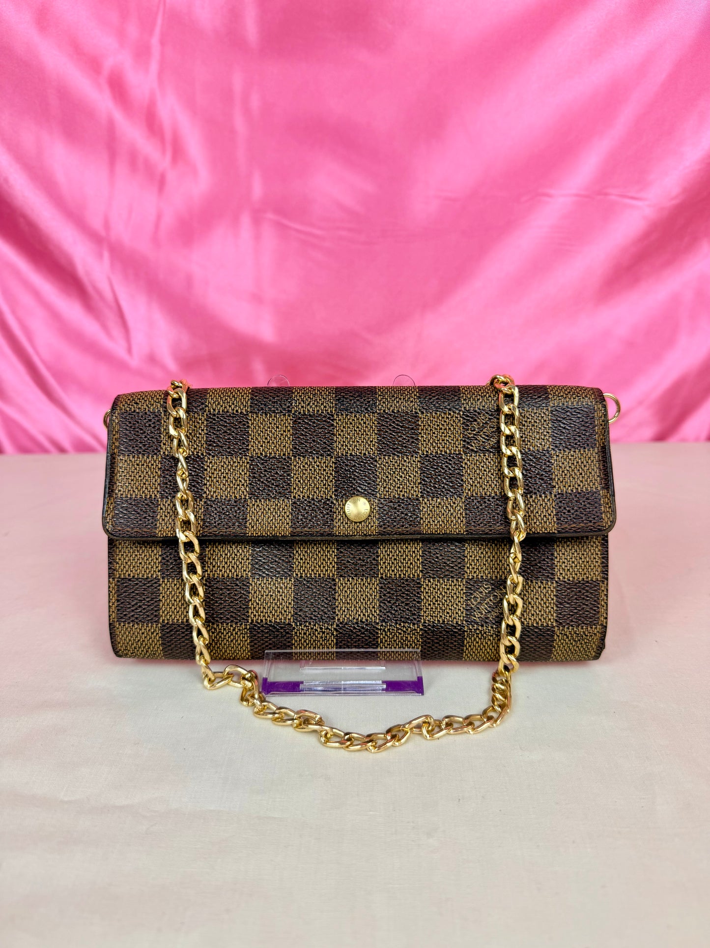 Sarah Wallet in DE (Old Model)