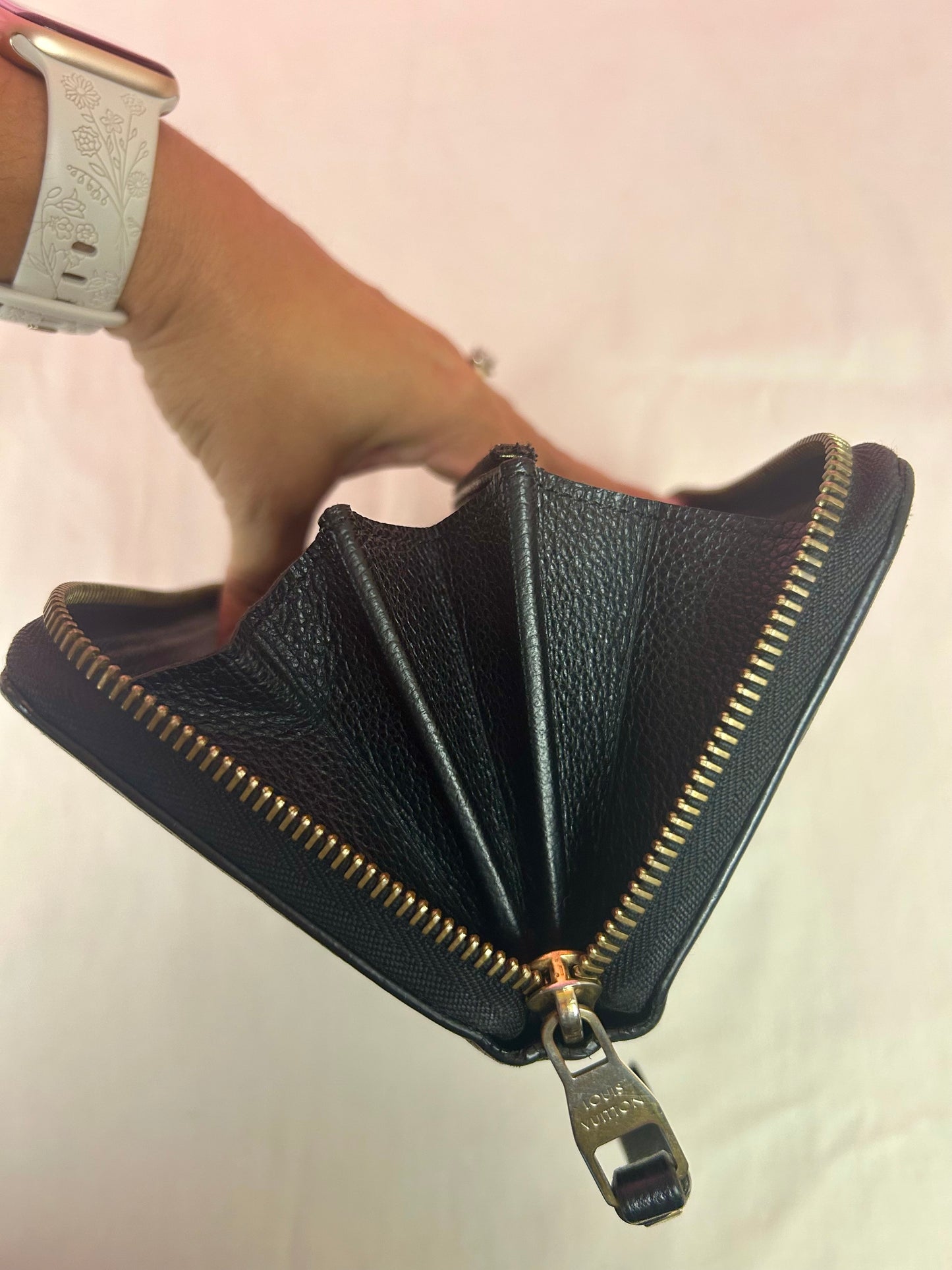 Black Empreinte Zippy Wallet