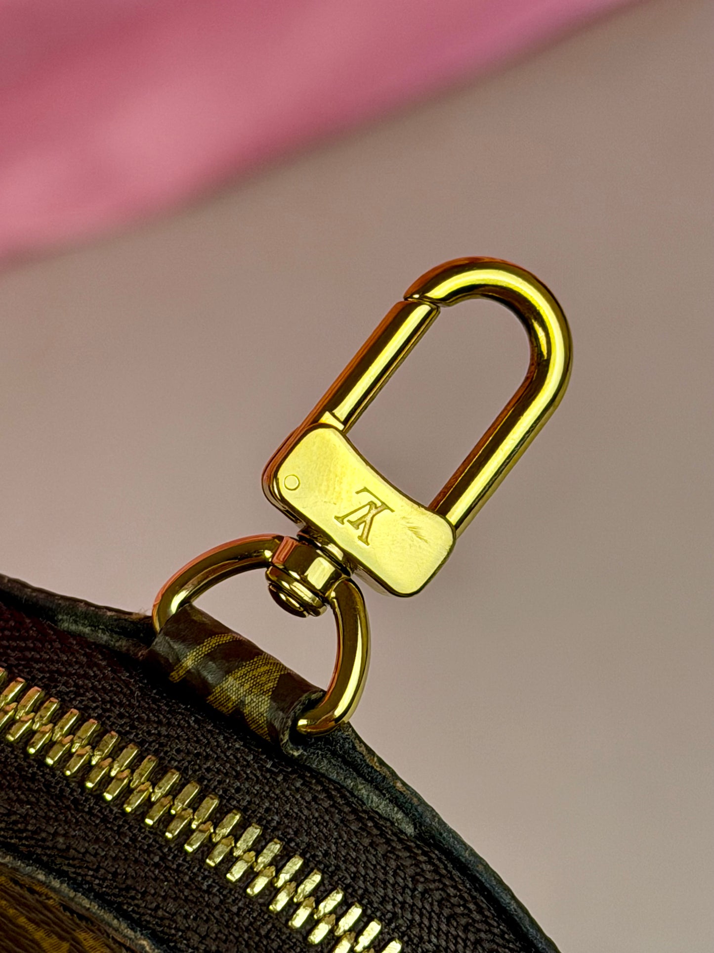 Round Coin Pouch