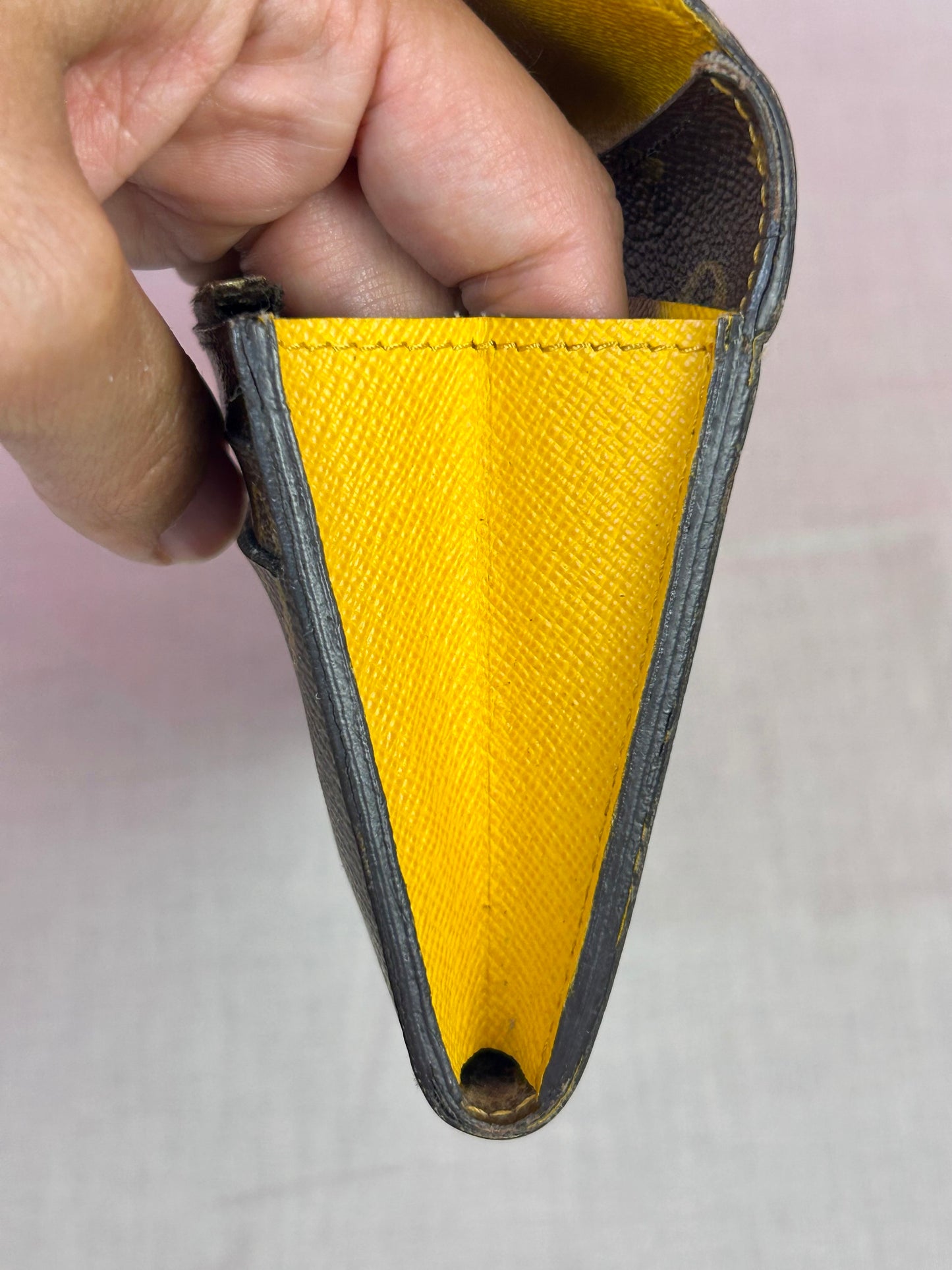 Emilie Wallet