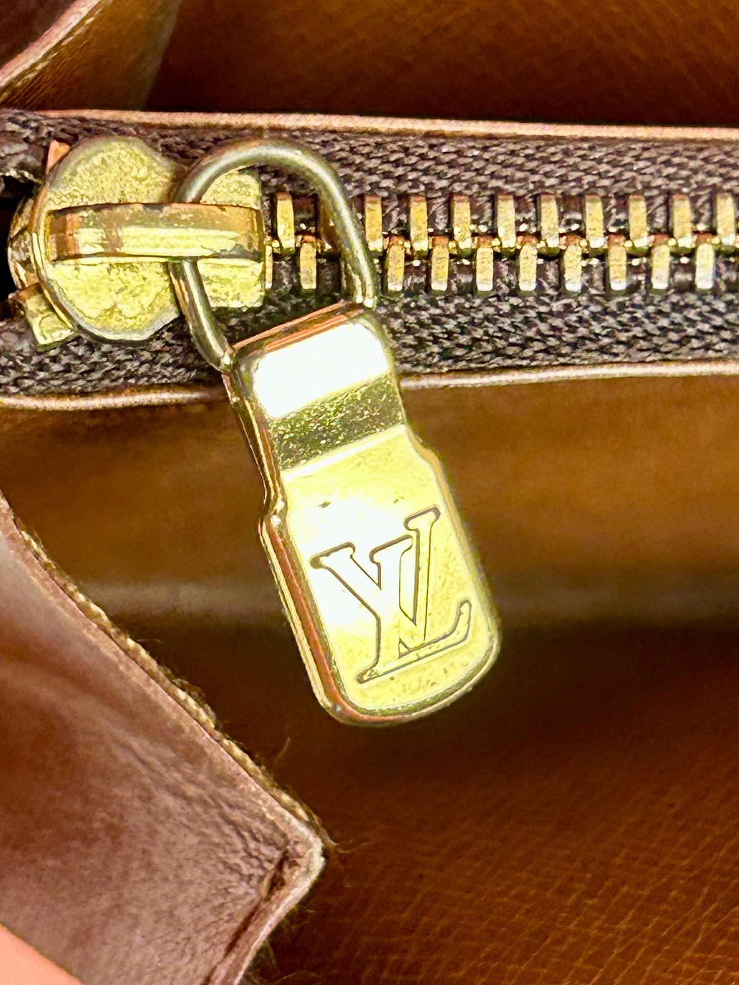 Vintage Wallet in Monogram