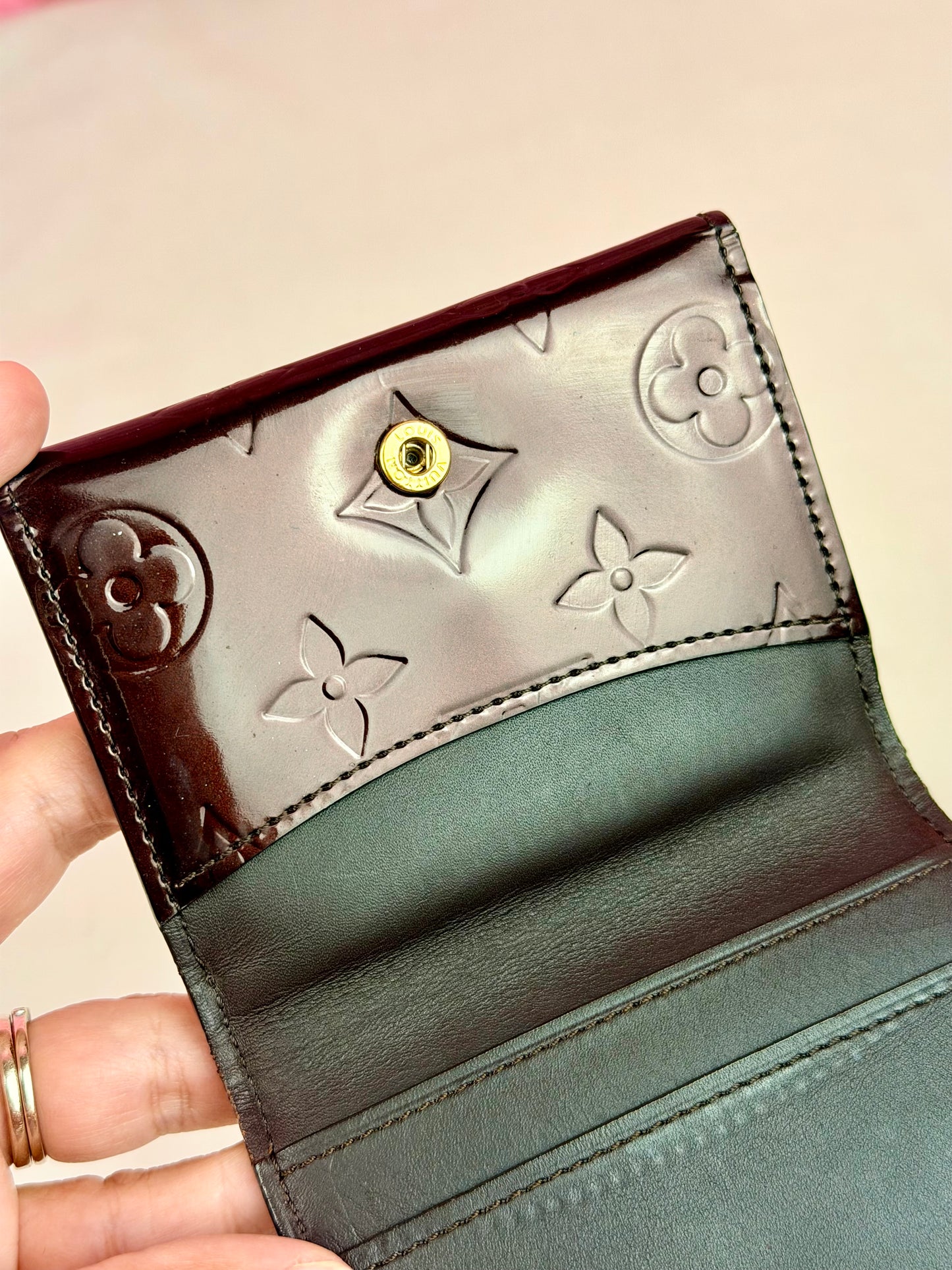 Vernis Compact Wallet