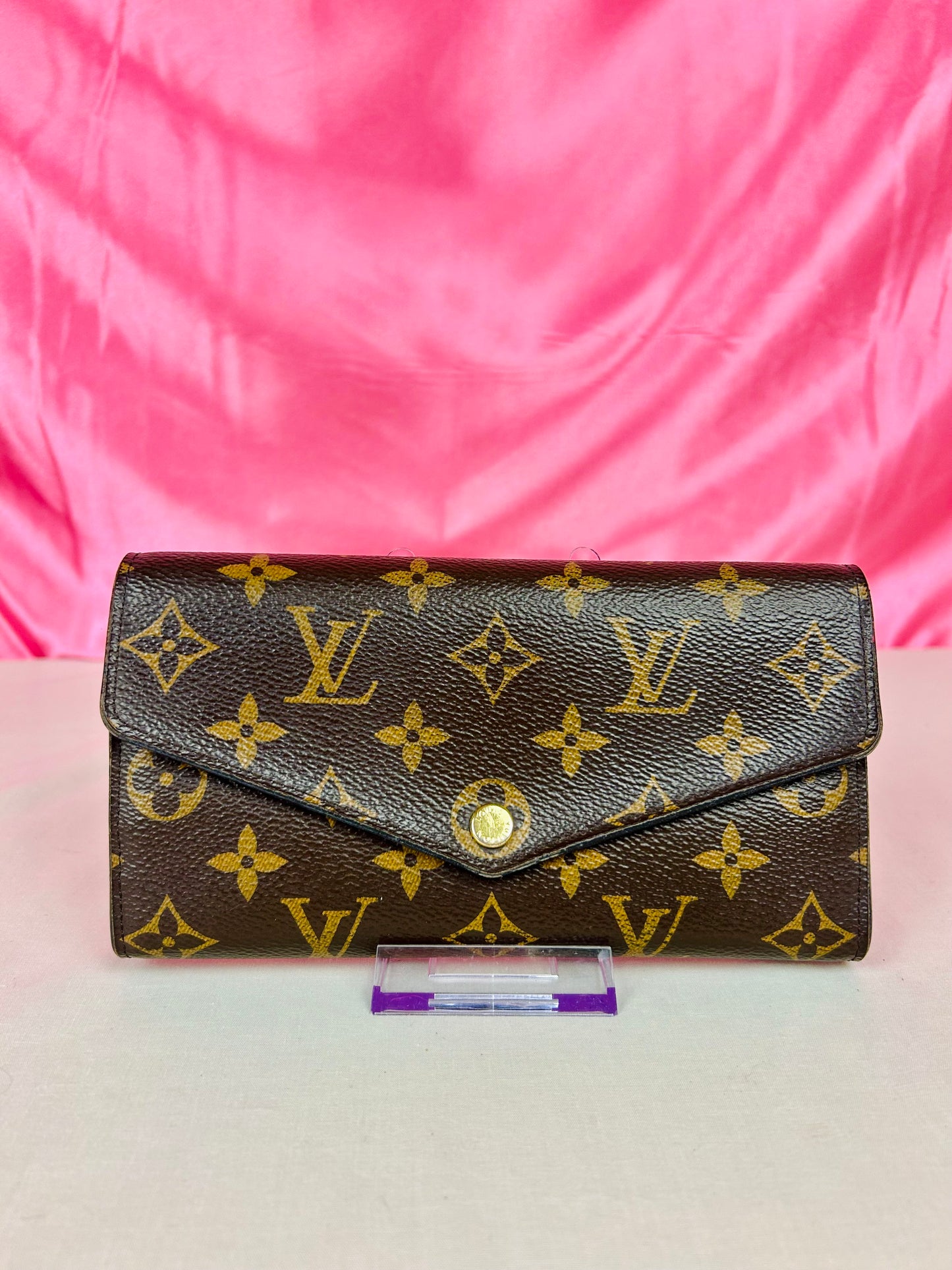 Sarah Wallet NM in Monogram/Brown