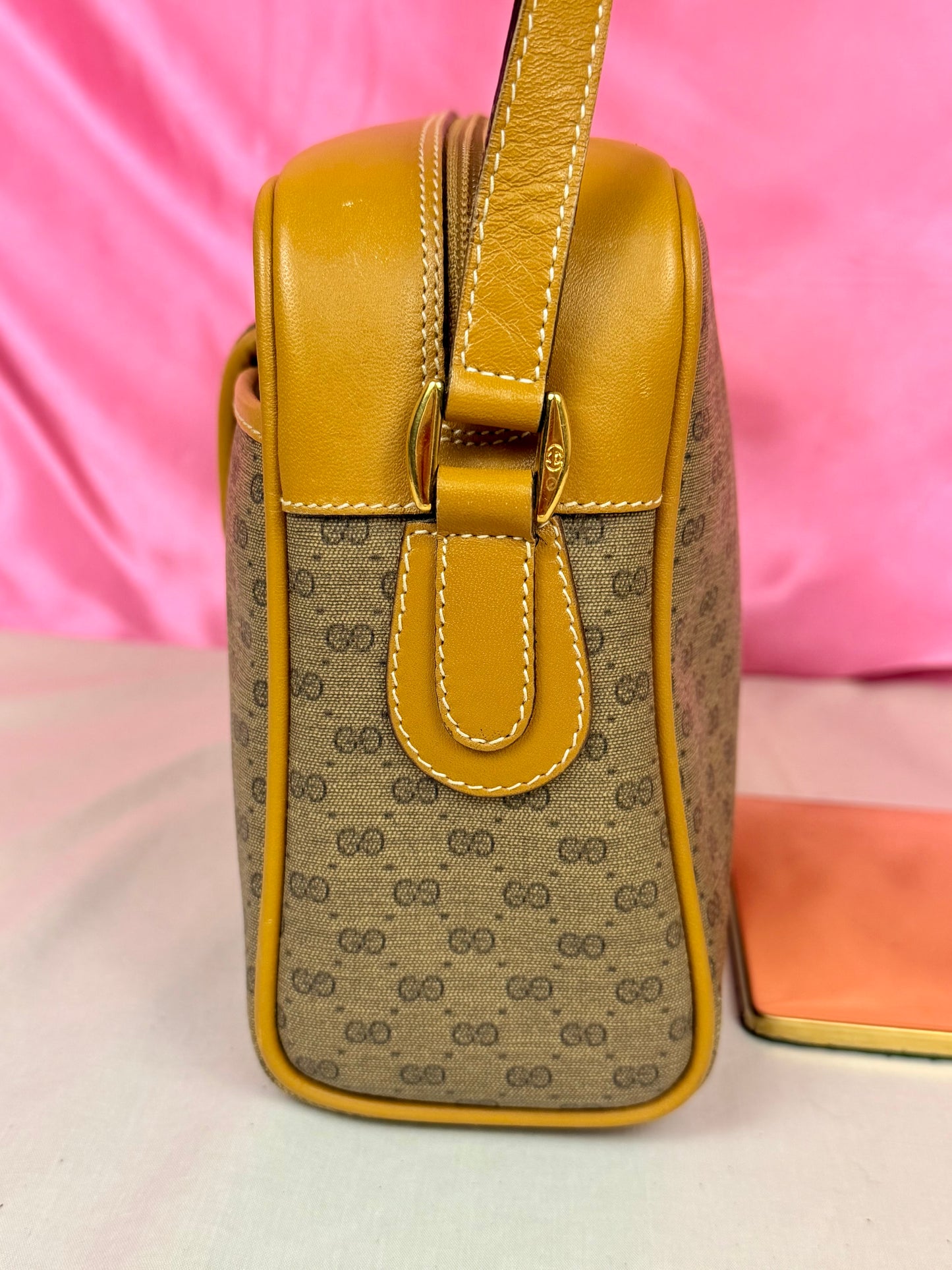 MicroGG Sherry Line with Pouch