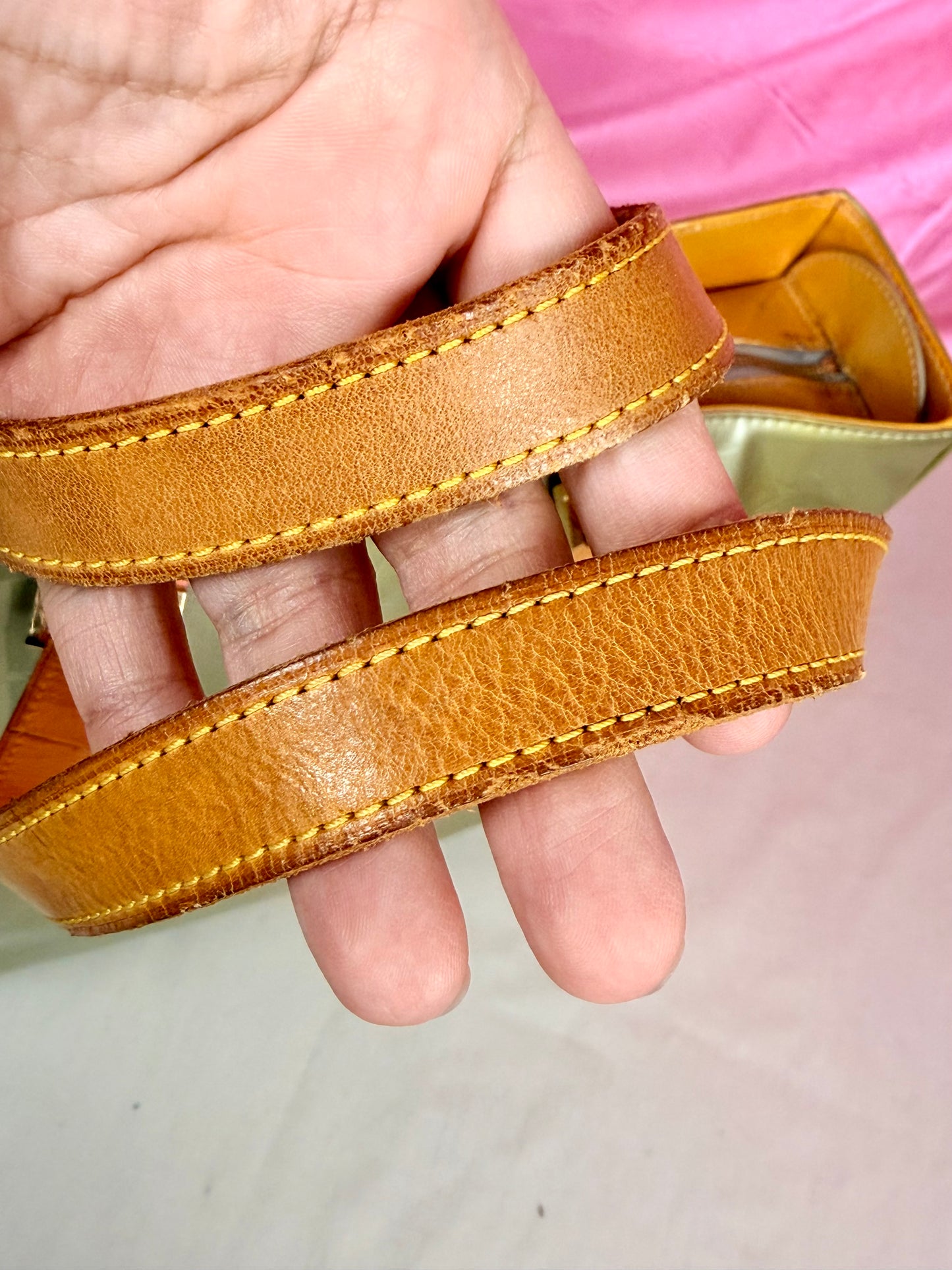 Colombus Tote in Green Vernis