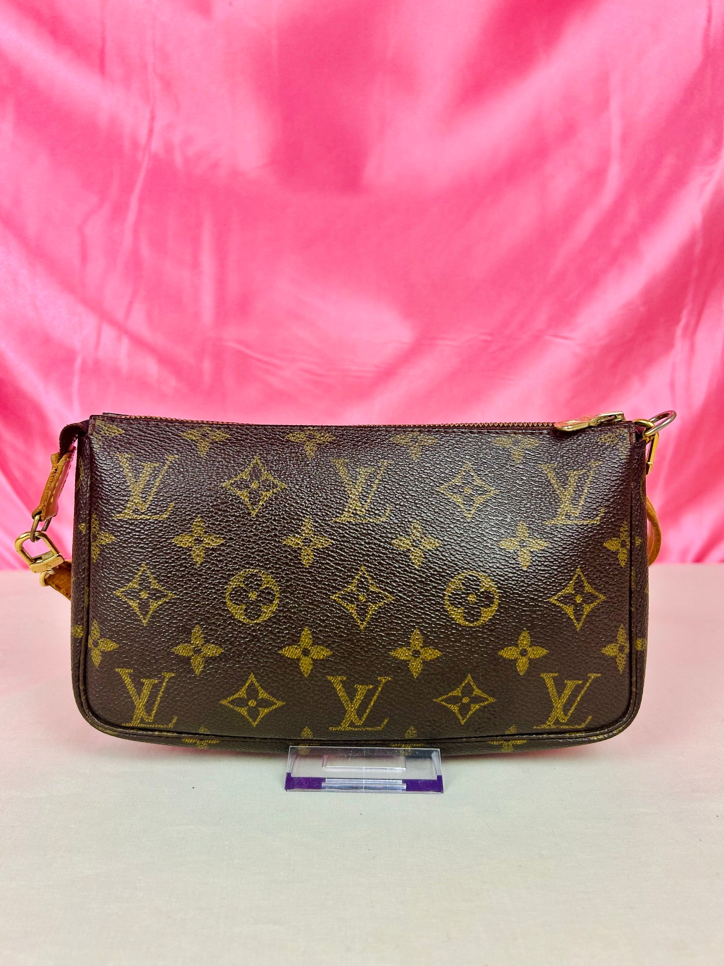 Pochette Accessories