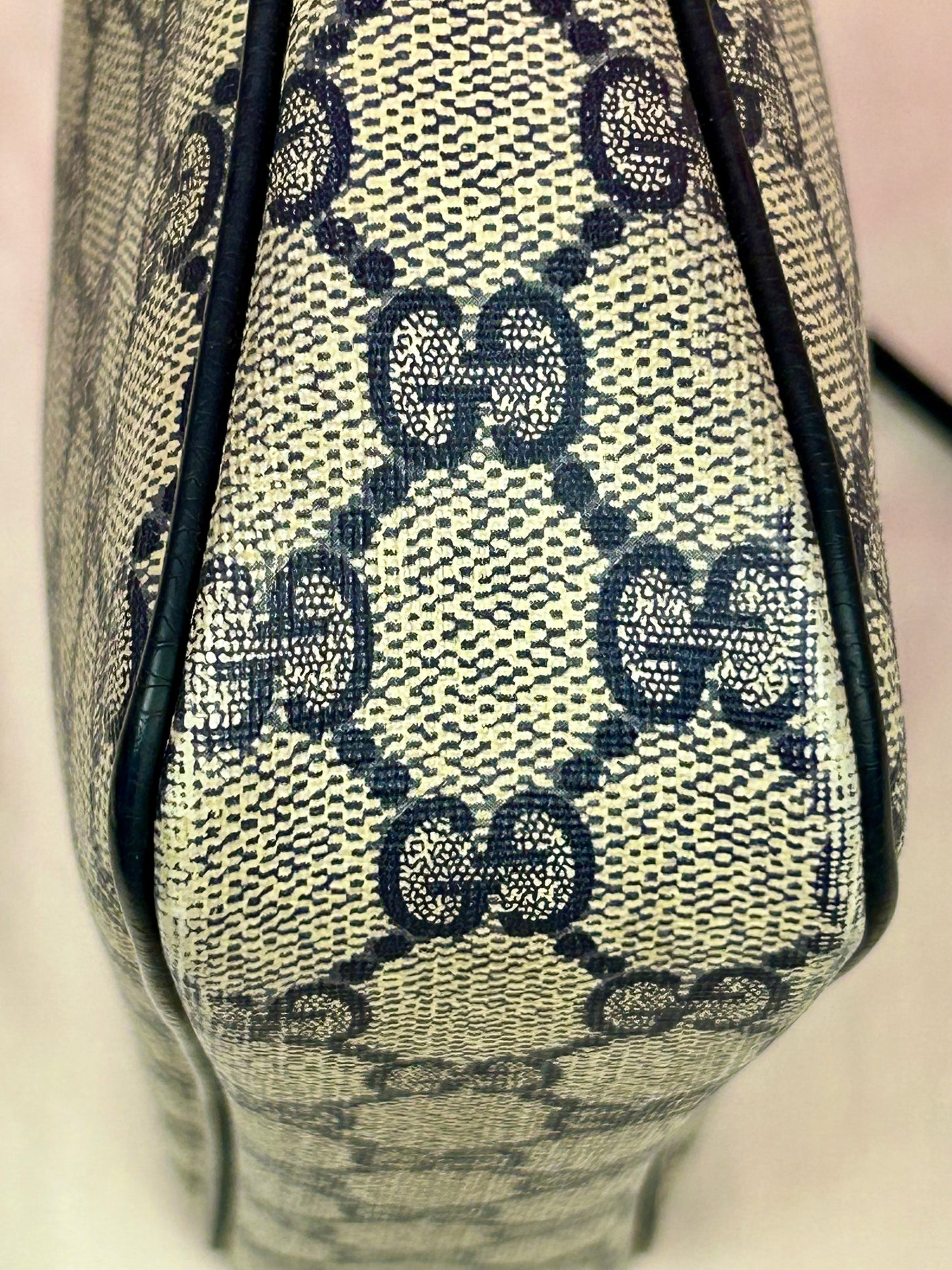 Small Navy Gucci Supreme