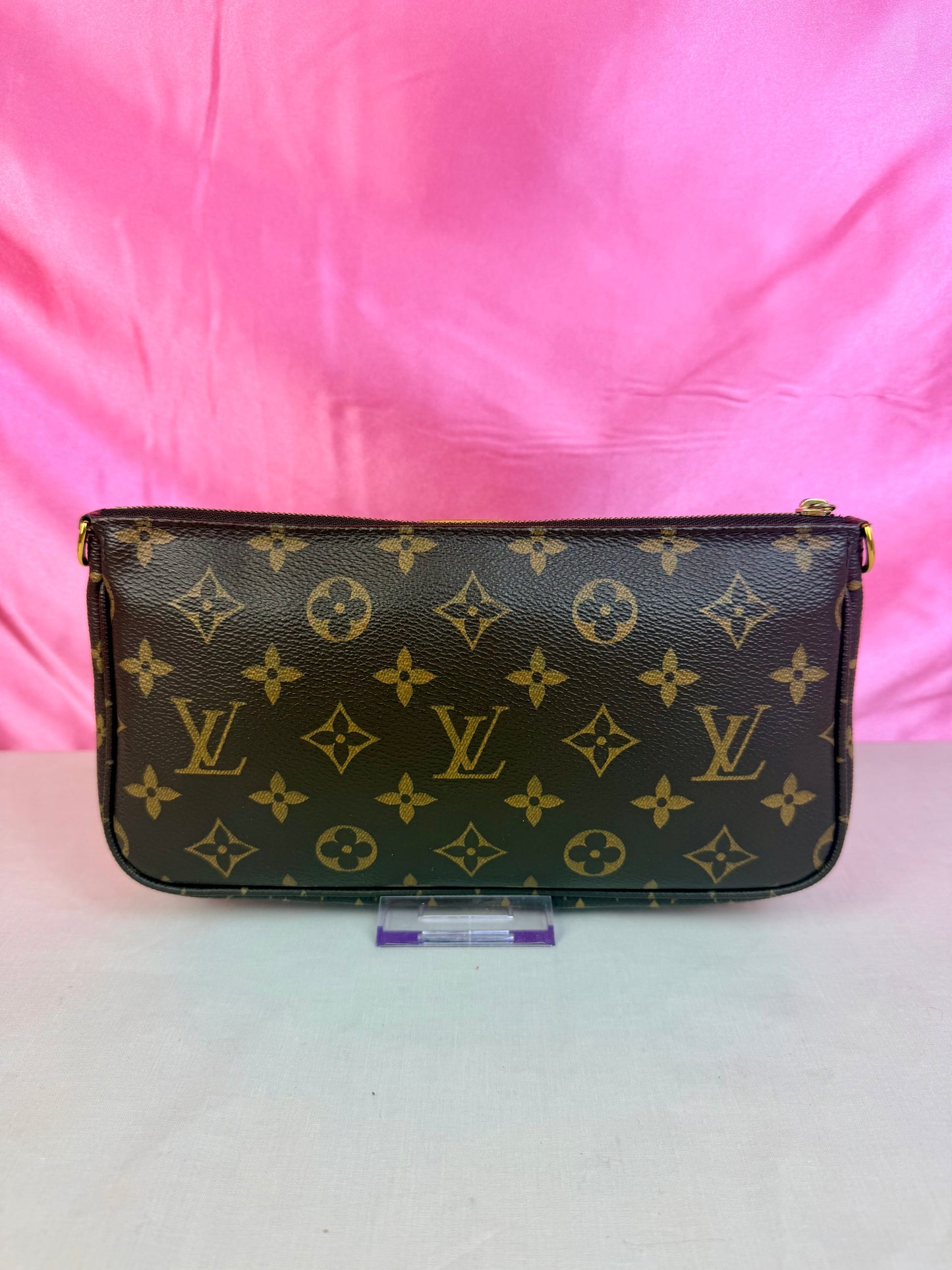Large Pochette
