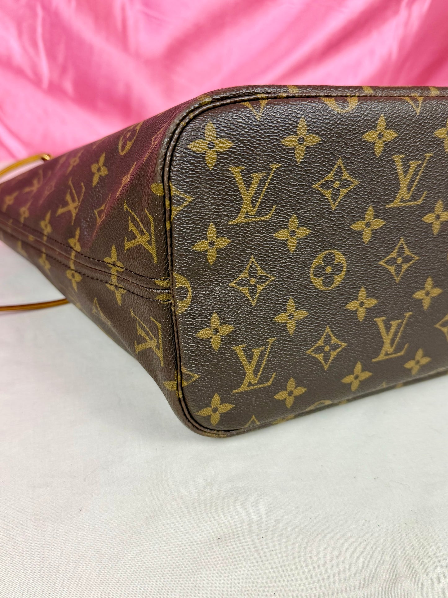 Neverfull MM in Monogram/Beige