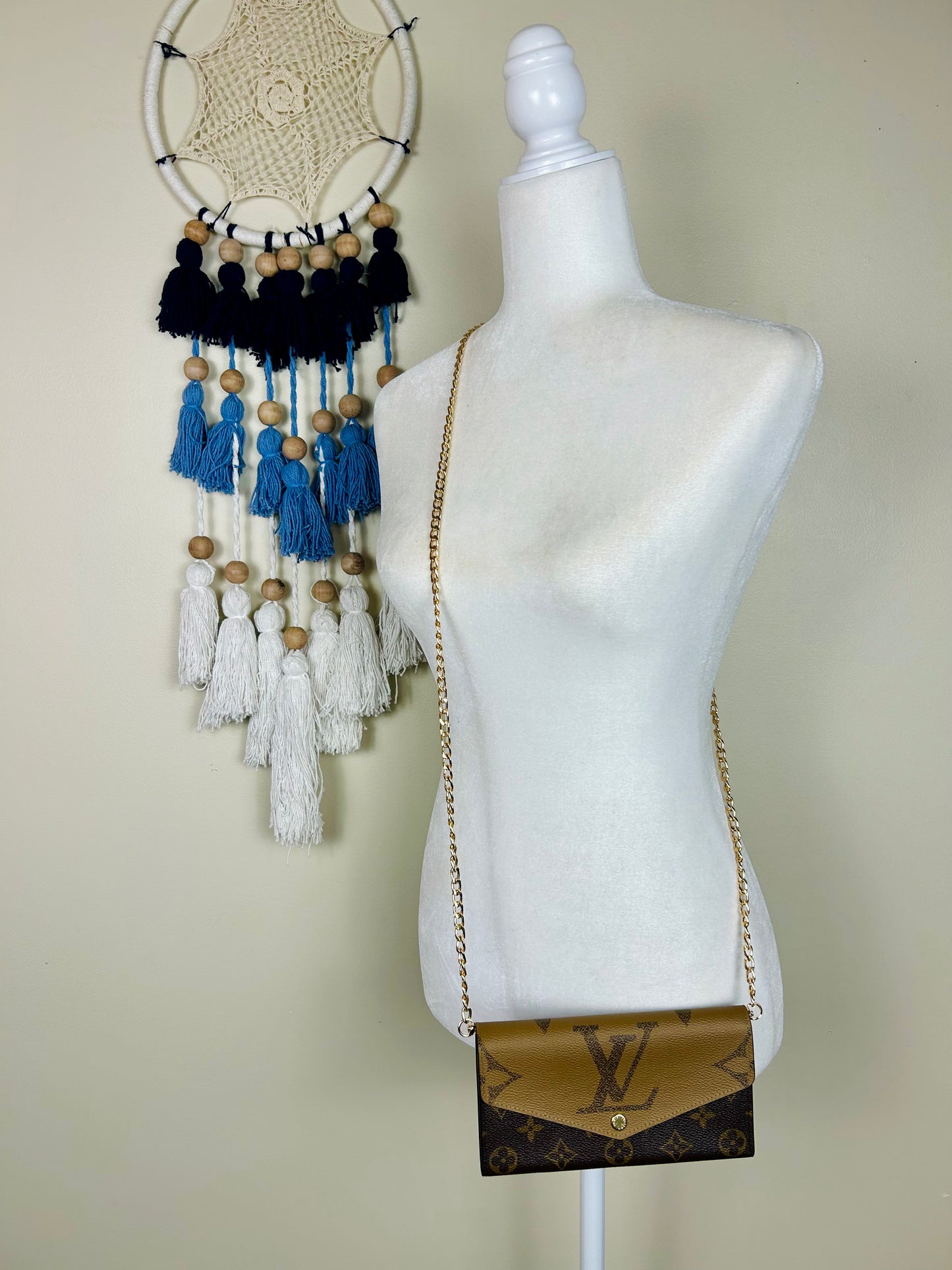 Reverse Monogram Sarah Wallet