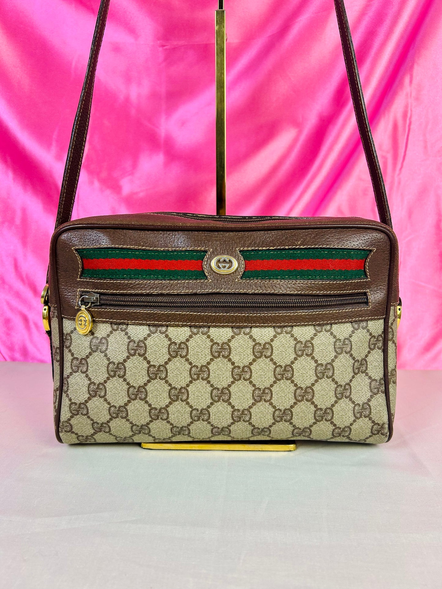Gucci Large Sherry Line