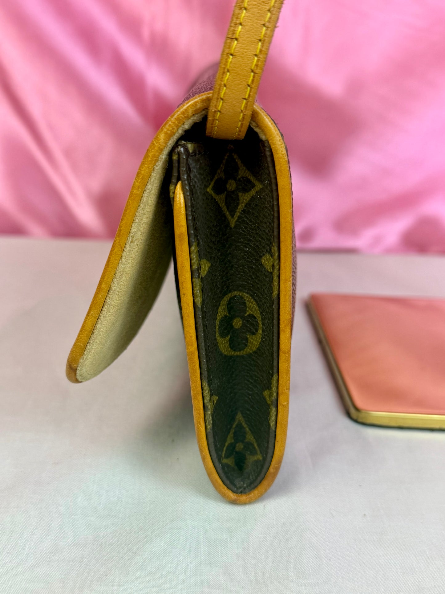 Twin Pochette GM