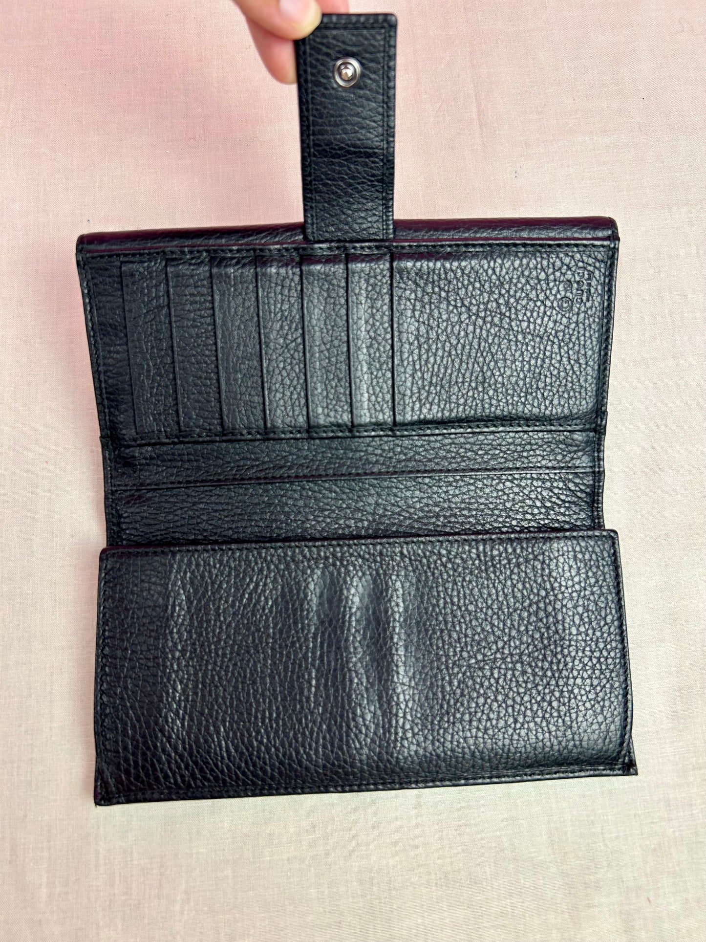 Black Gucci Organizer Wallet