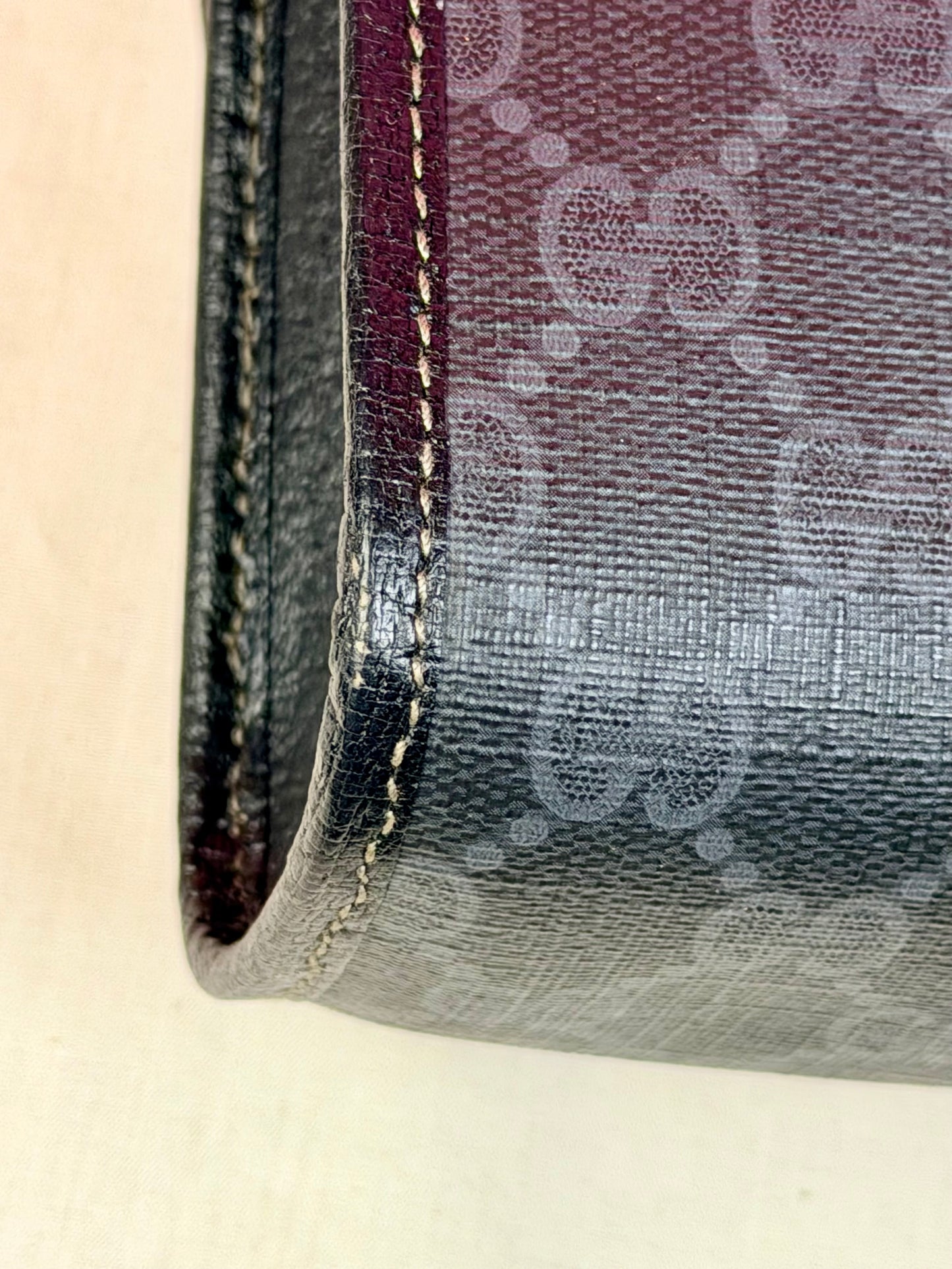 Black Sherry Line Clutch on Chain