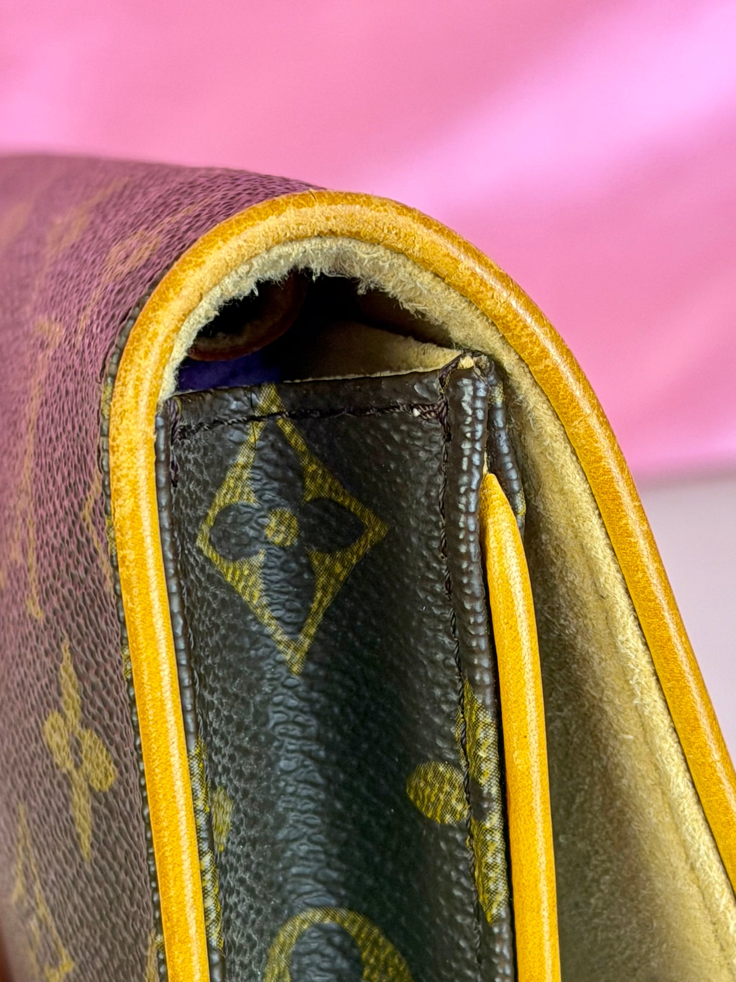Twin Pochette GM