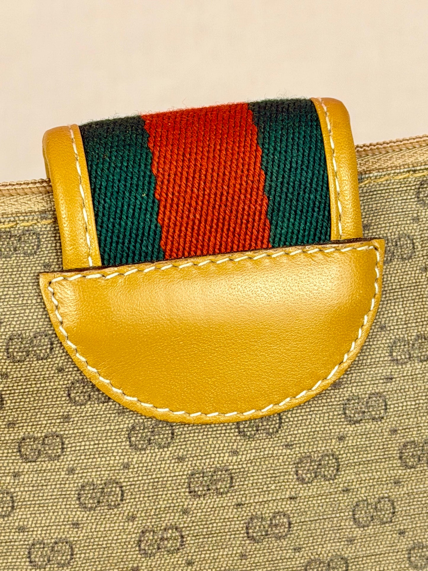 MicroGG Sherry Line with Pouch