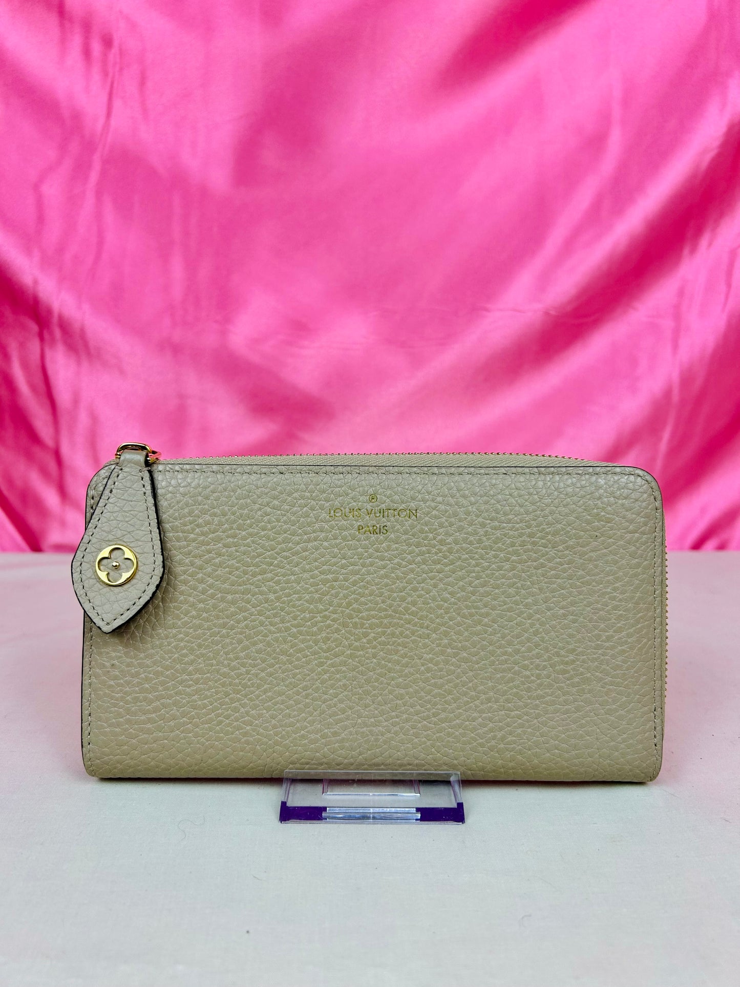 Taurillon Comet Taupe Zippy Wallet