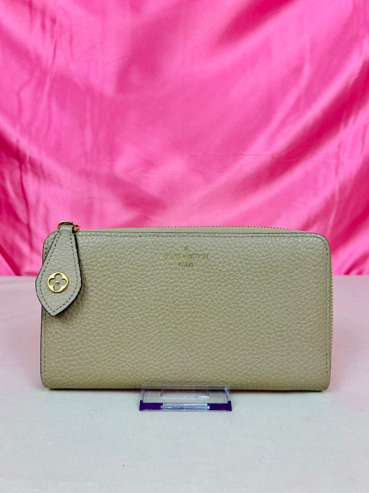 Taurillon Comet Taupe Zippy Wallet