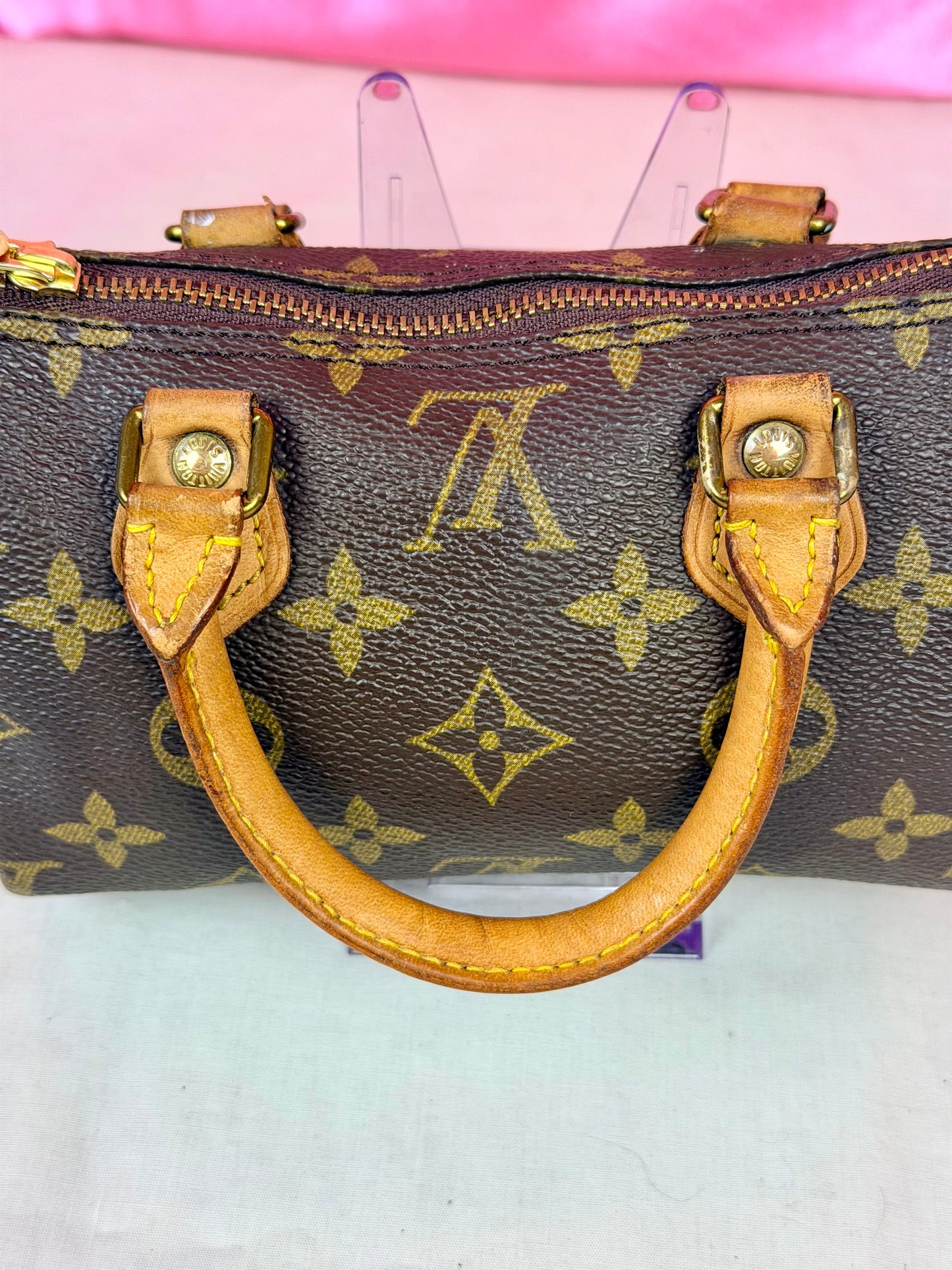 Mini Speedy HL with Strap