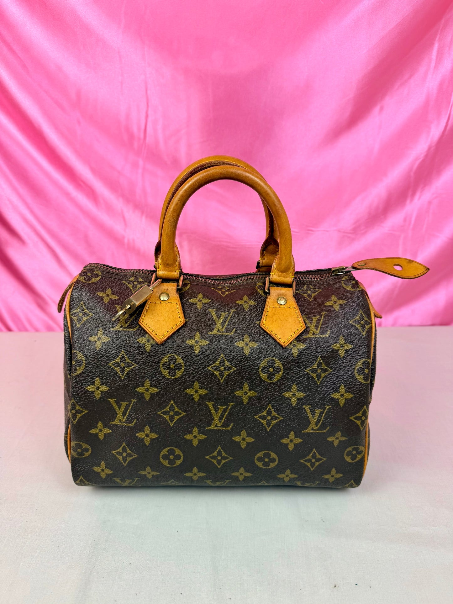 Vintage Speedy 25