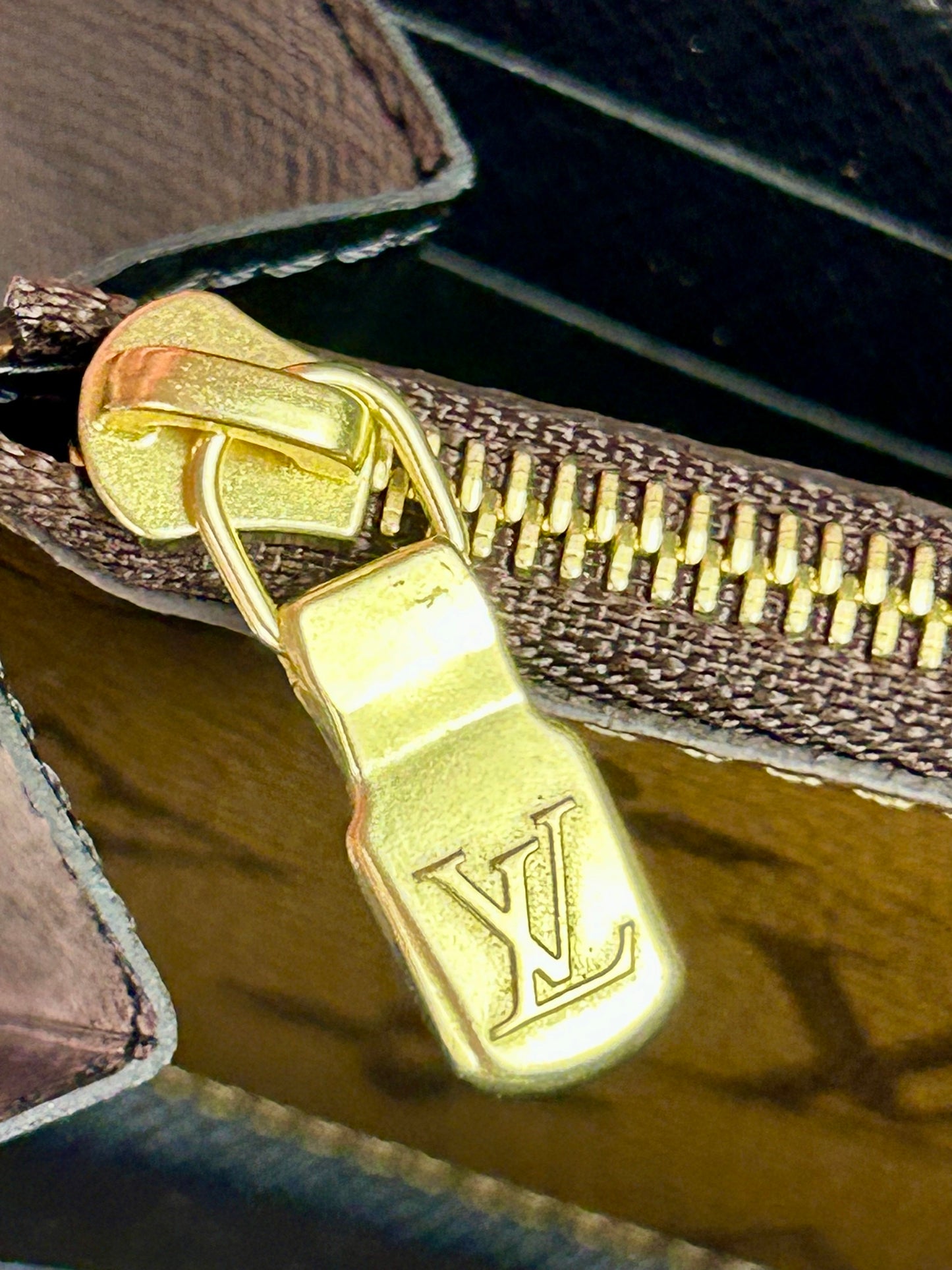 Reverse Monogram Sarah Wallet