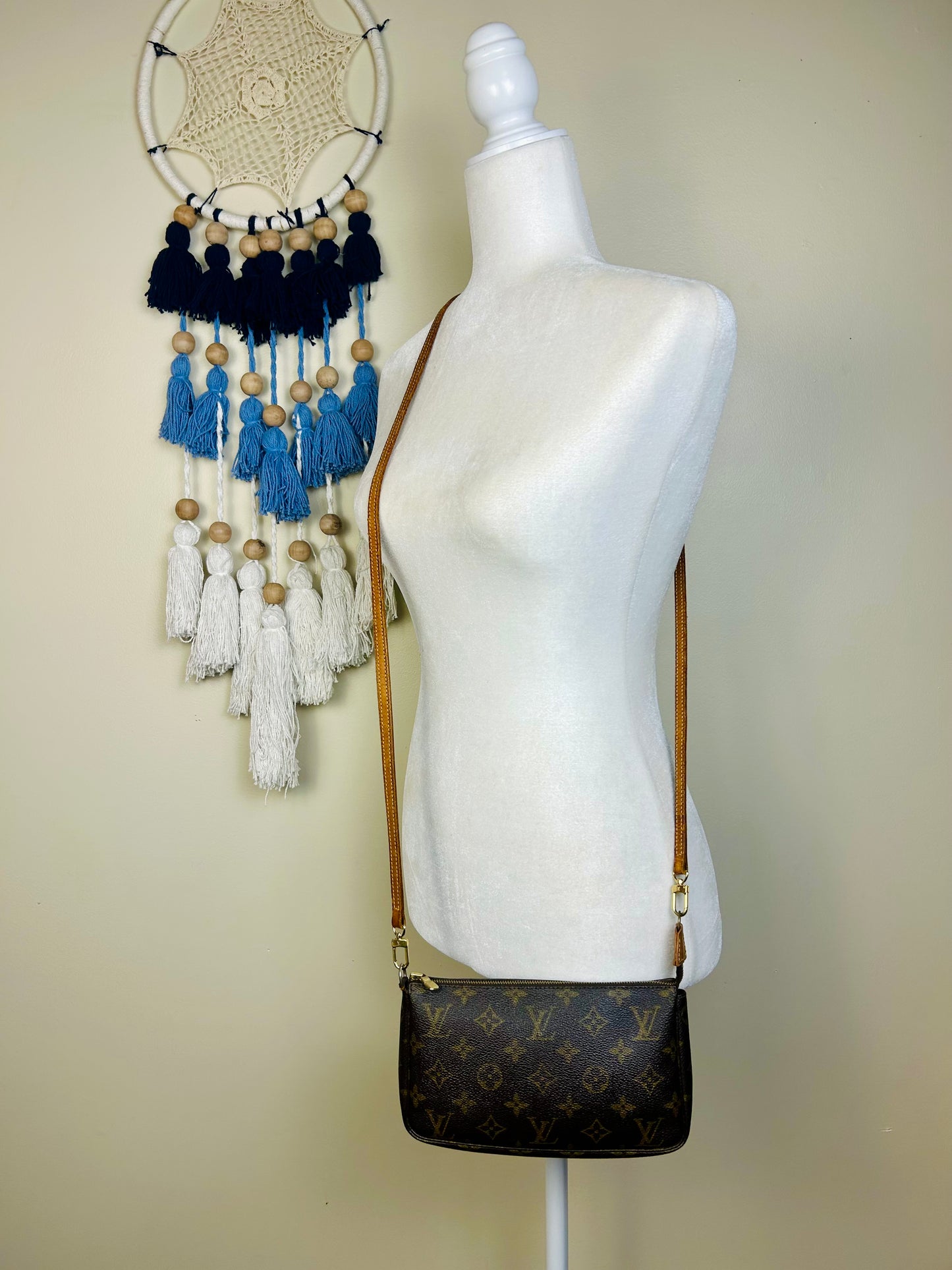 Pochette Accessories