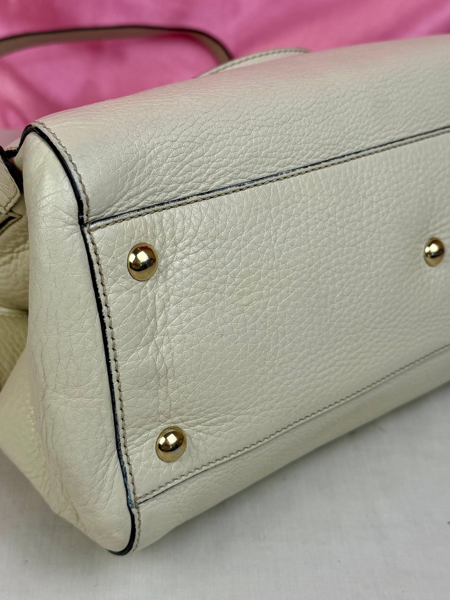 White Leather Interlocking G