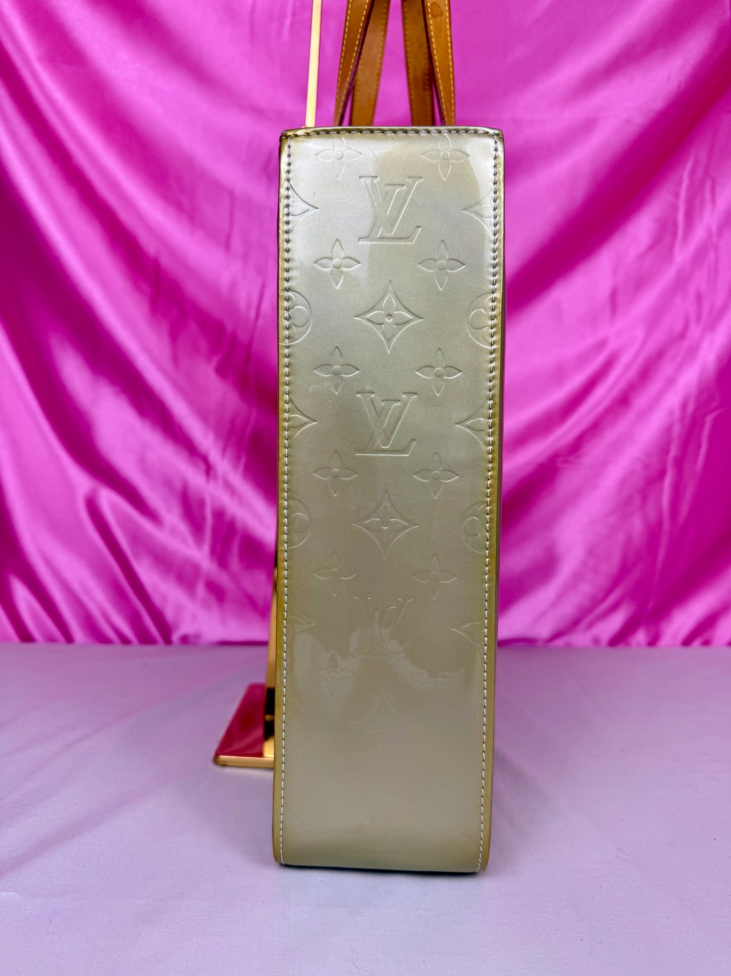 Colombus Tote in Green Vernis