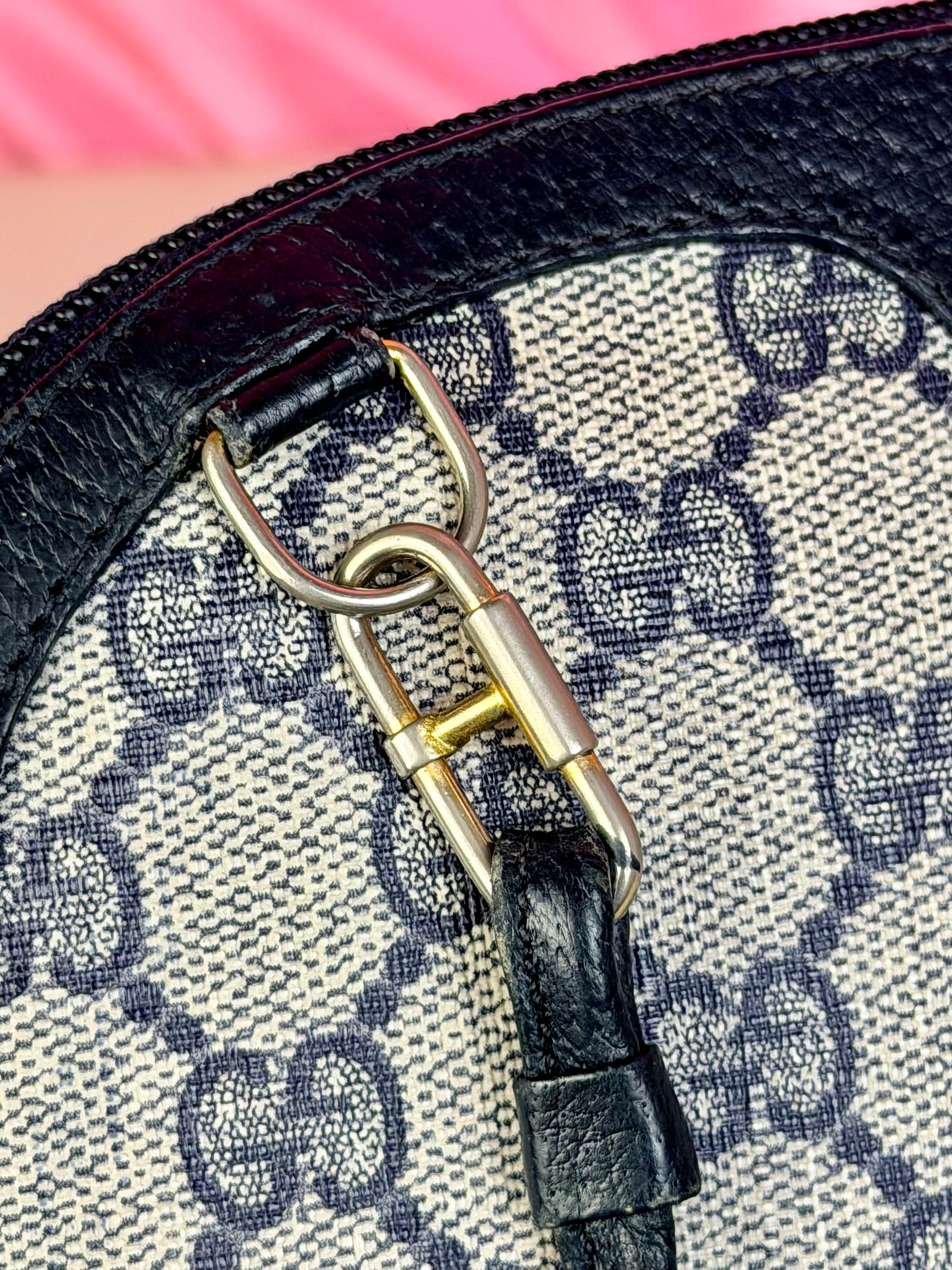 Gucci Navy Sherry Line Dome