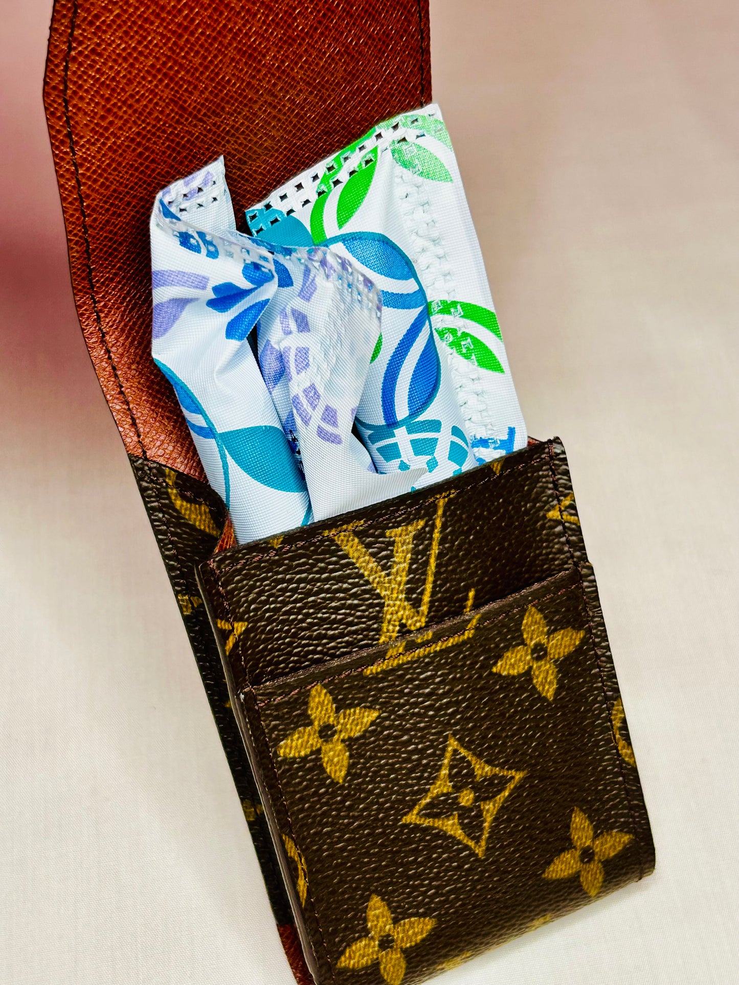 Cigarette Case (A)