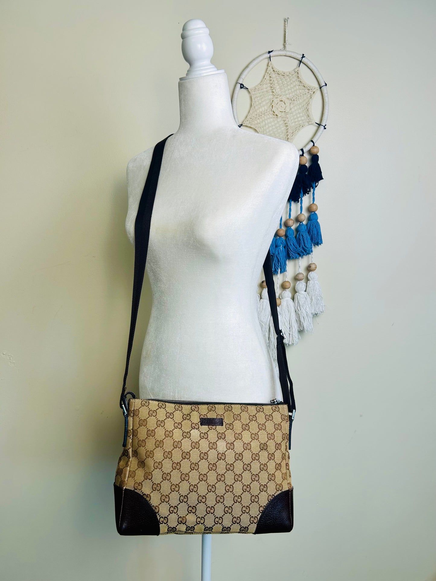 Gucci Supreme Crossbody (New Model)