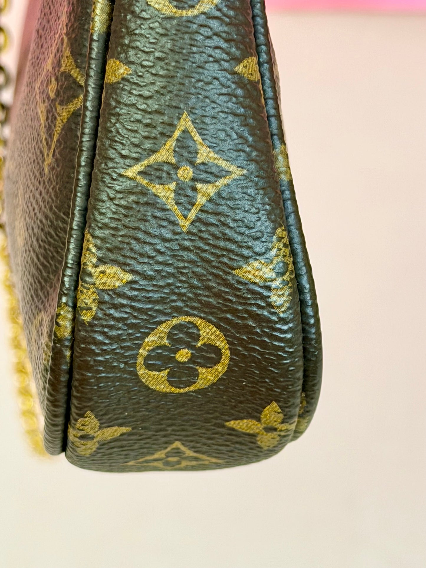 Small Pochette with Chain