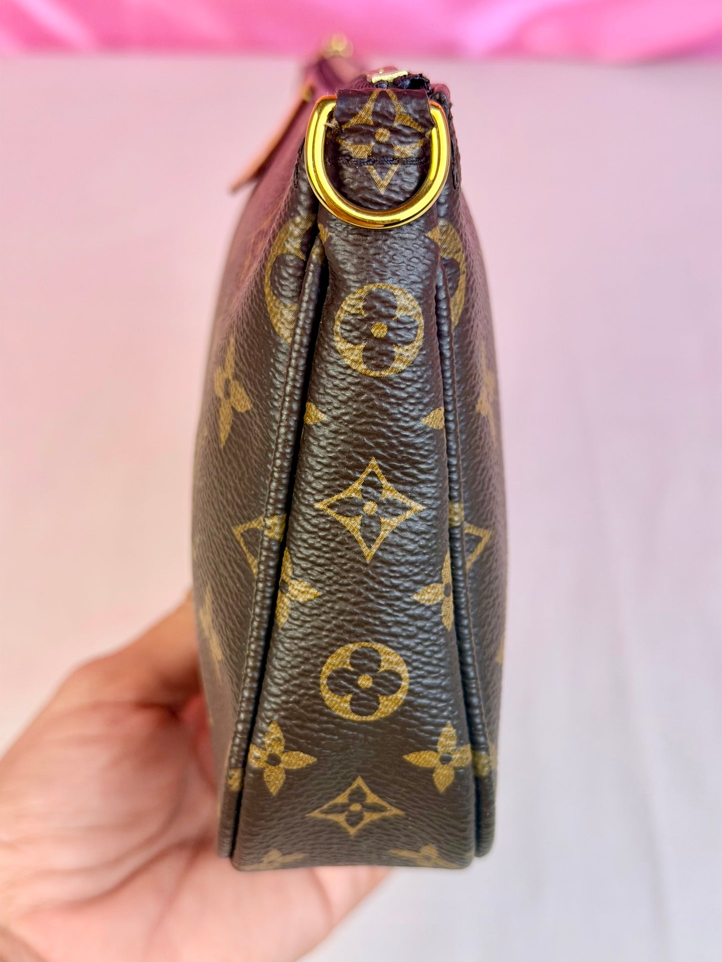 Large Pochette