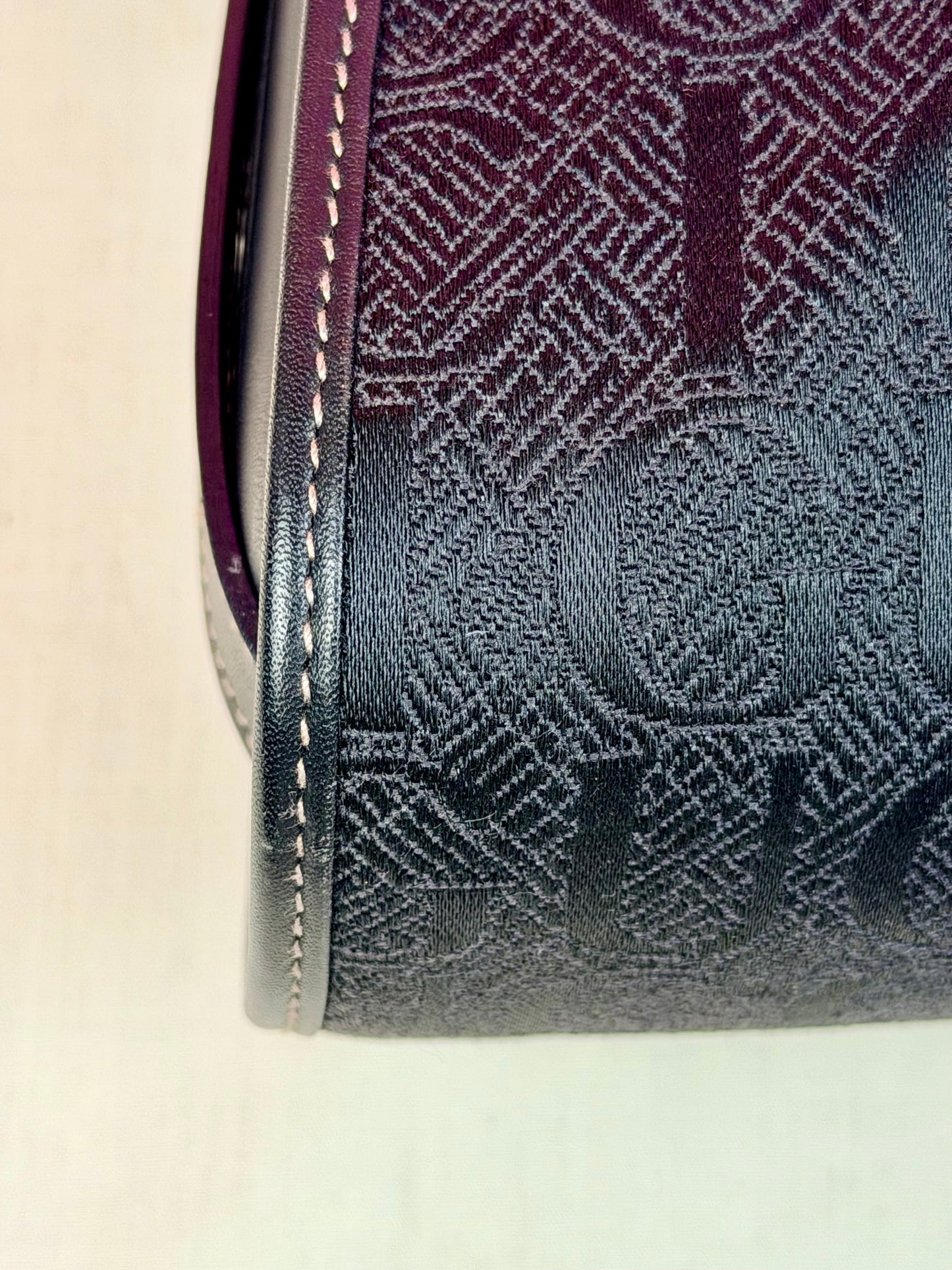 Vintage Black Gucci