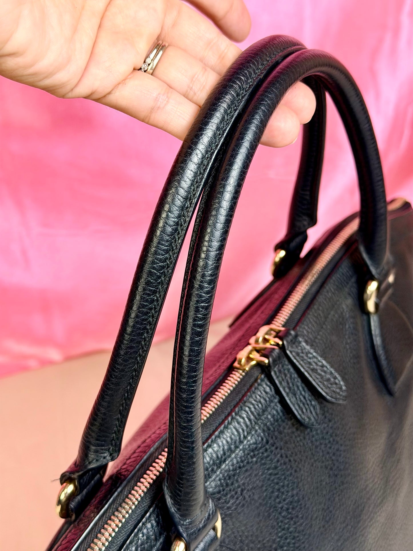 Black Gucci Dollar Calfskin Dome Satchel