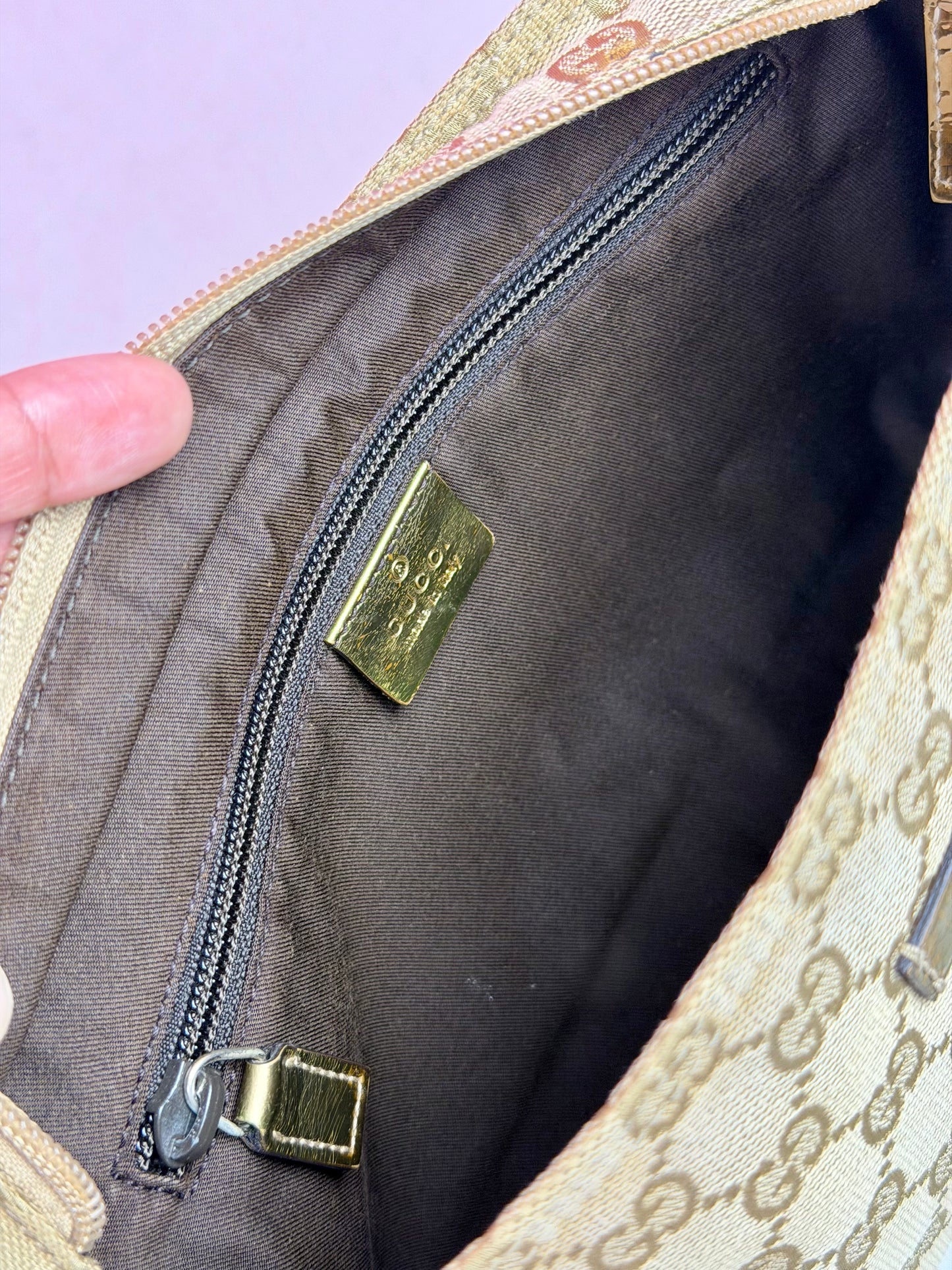 Gucci Metallic Messenger