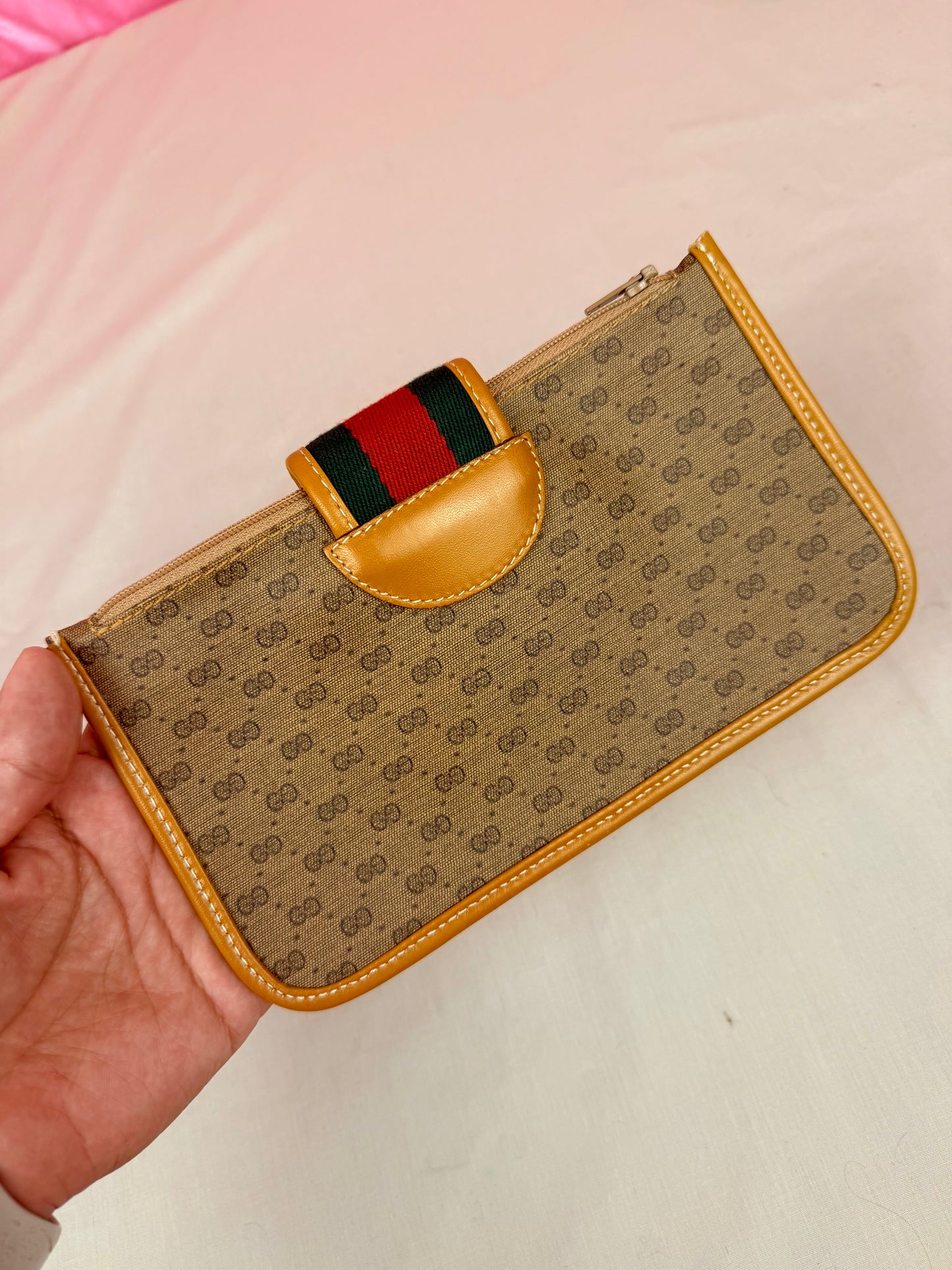 MicroGG Sherry Line with Pouch