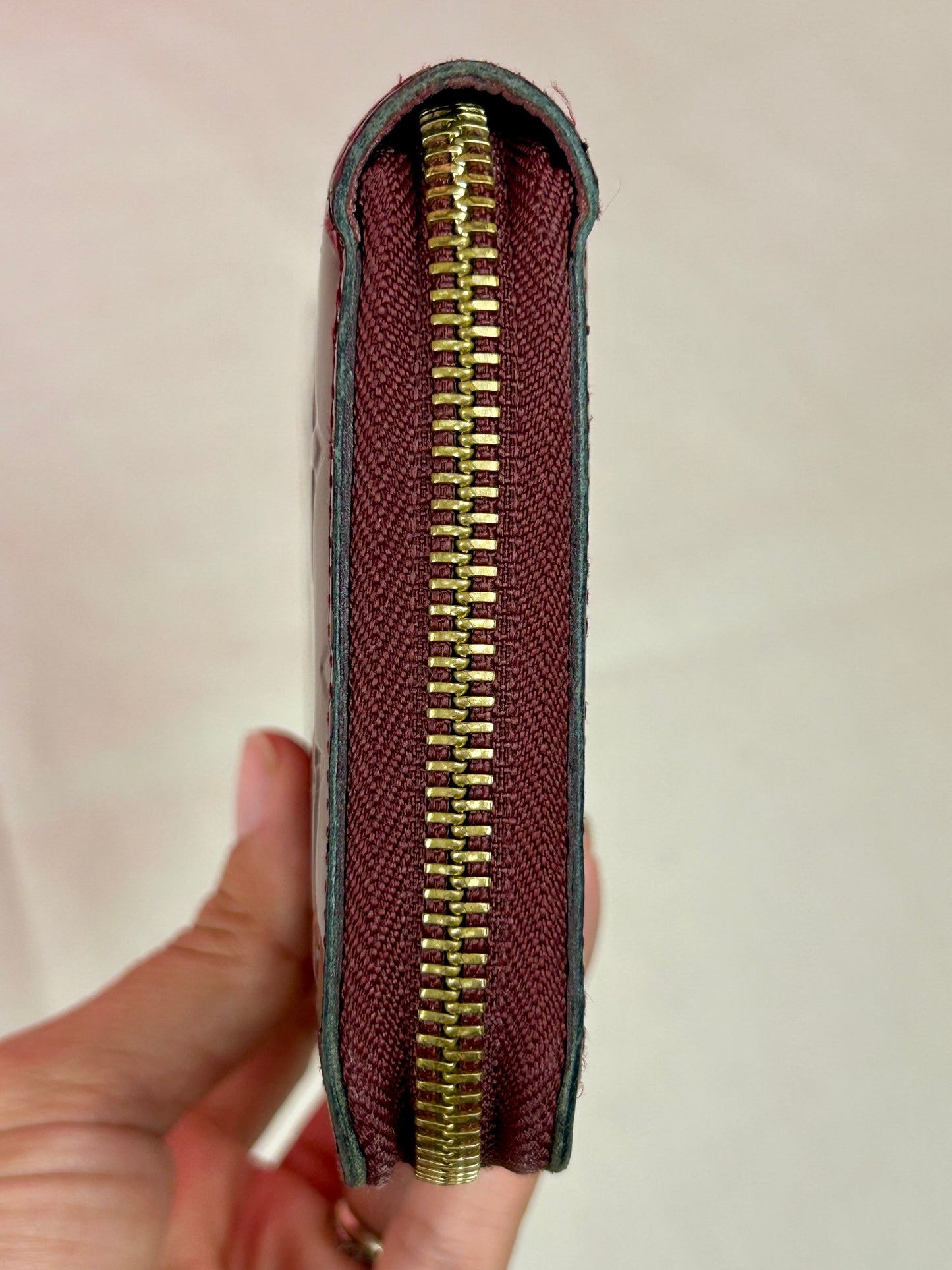 Magenta Vernis Zippy Wallet