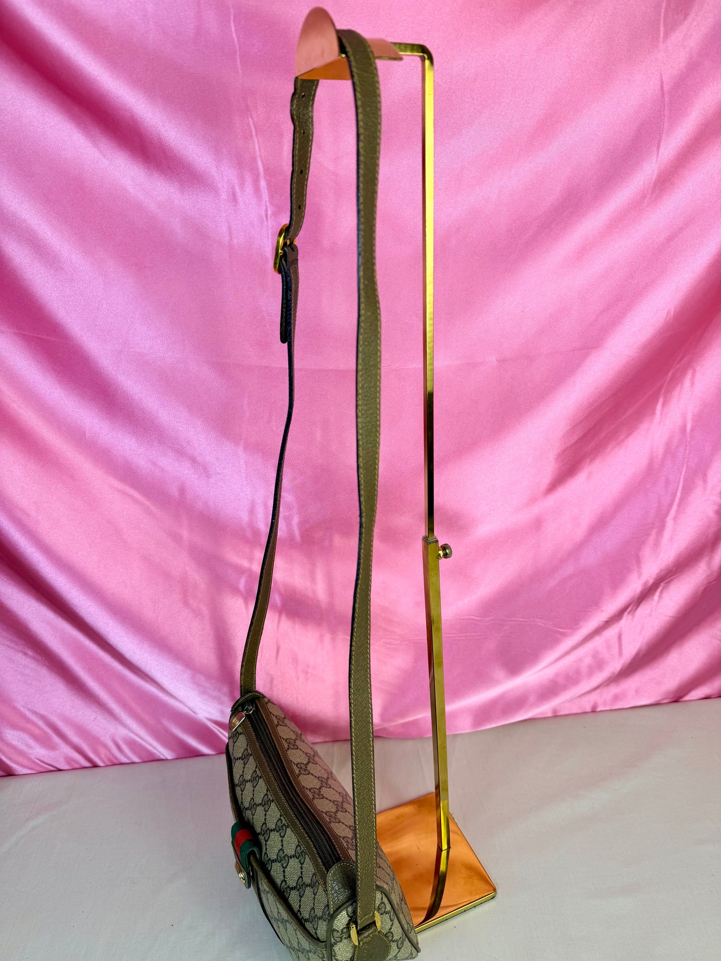 Medium Sherry Line Wedge
